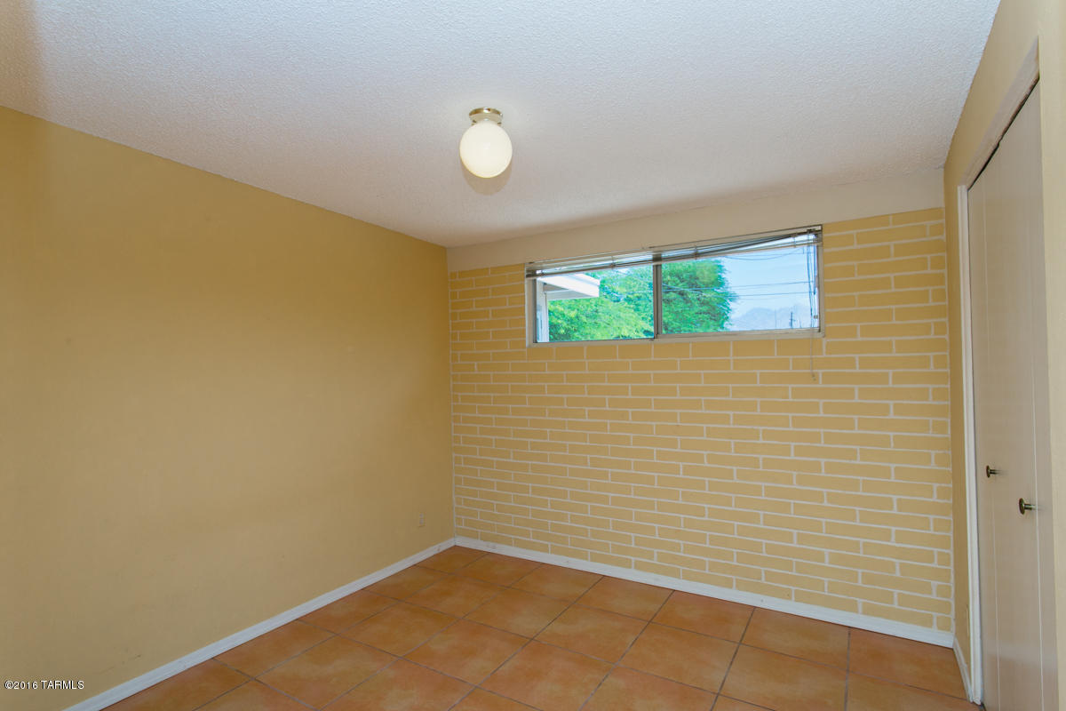 Sherwood Village Terrace (231-546) - Residential