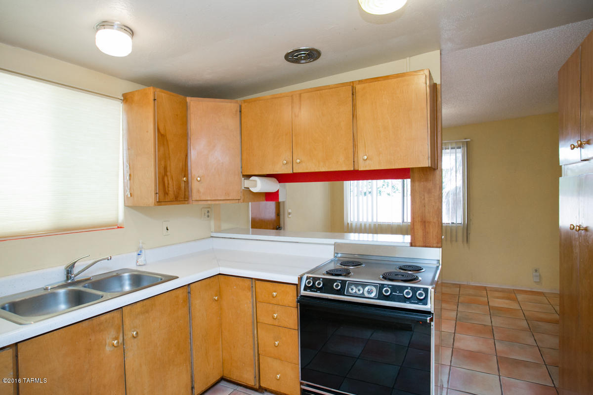 Sherwood Village Terrace (231-546) - Residential