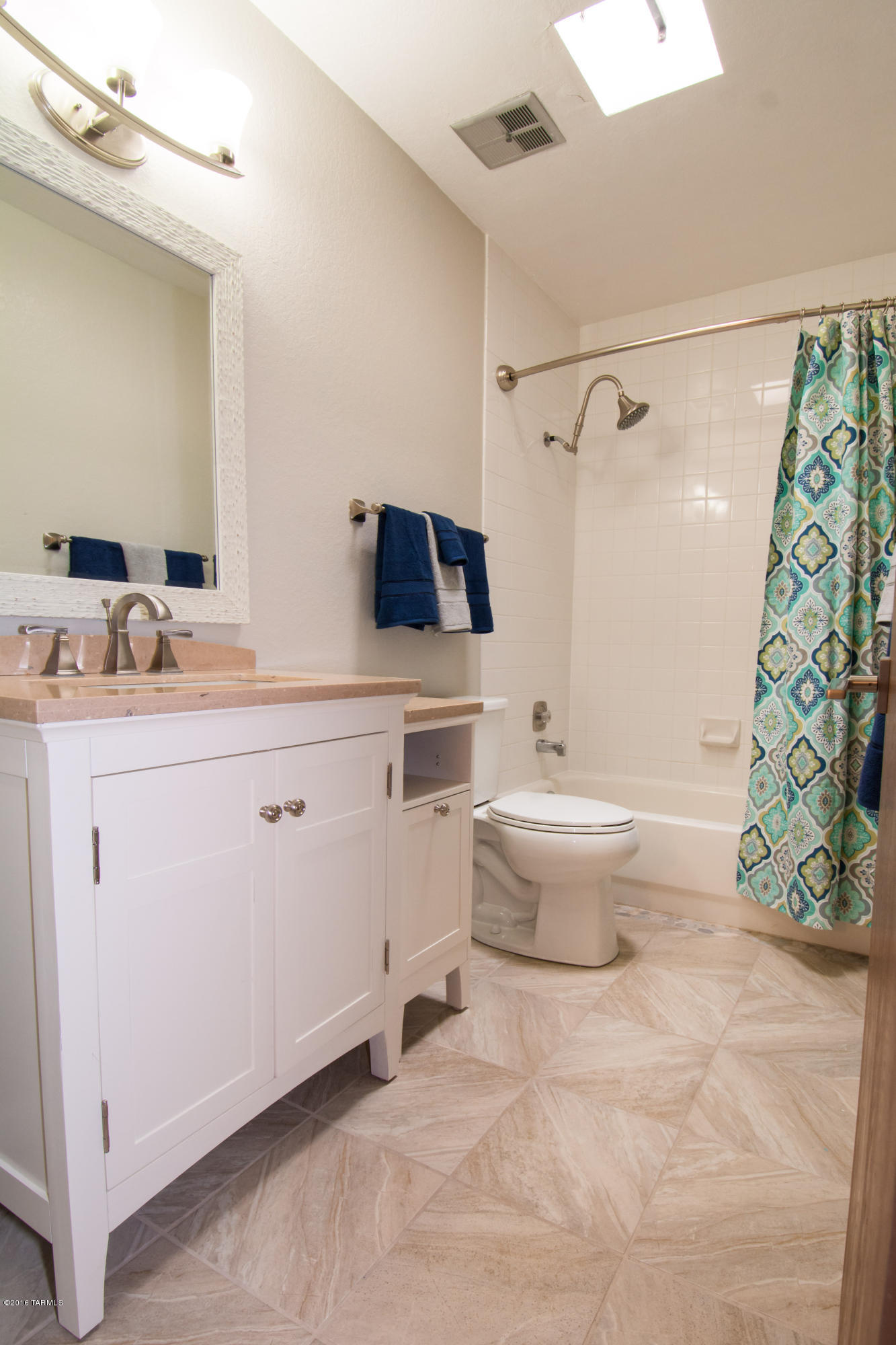 Rio Cancion Twnhms. and Professional - Residential