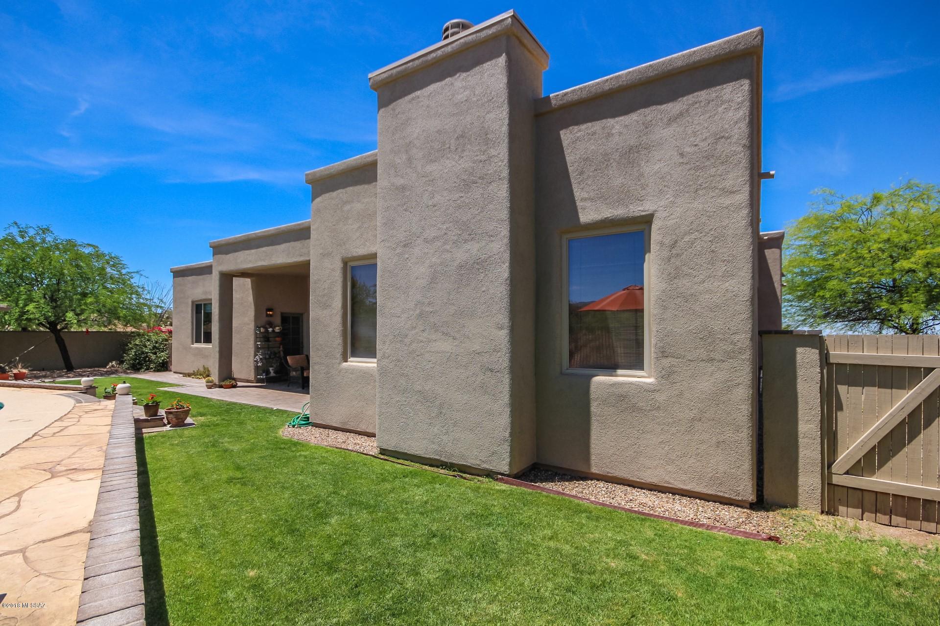 Coyote Creek (1-395) - Residential