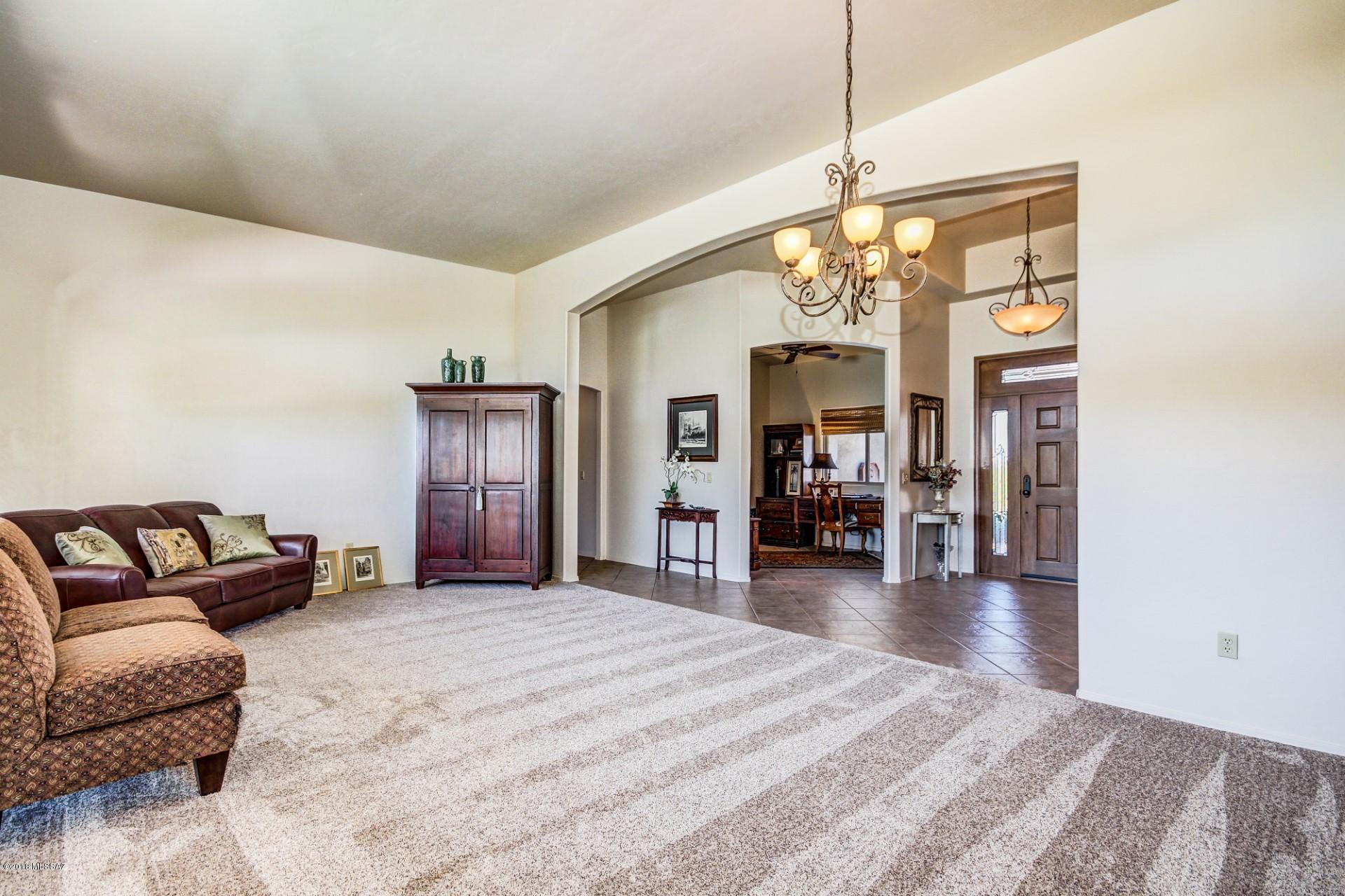 Coyote Creek (1-395) - Residential