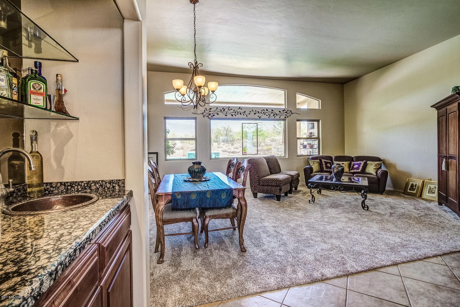 Coyote Creek (1-395) - Residential