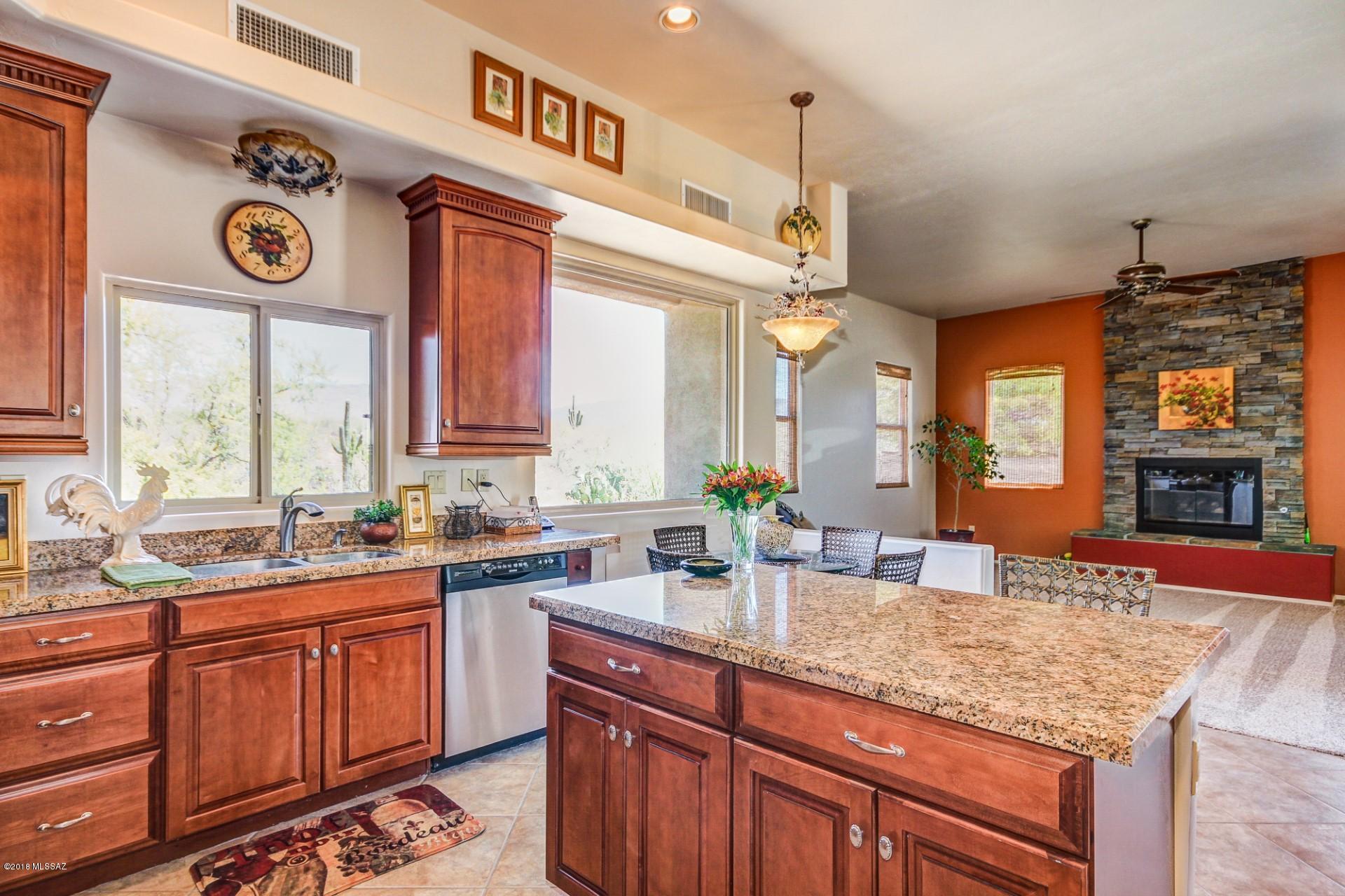 Coyote Creek (1-395) - Residential