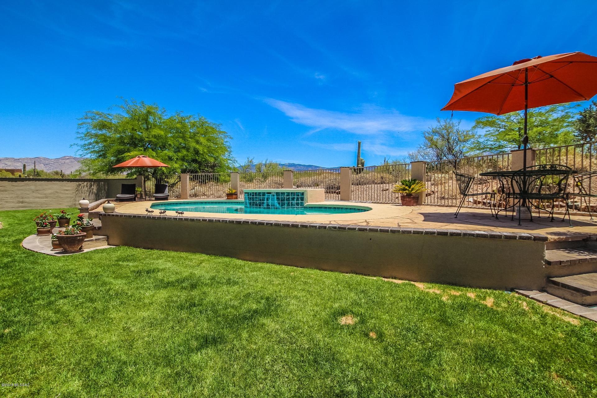 Coyote Creek (1-395) - Residential