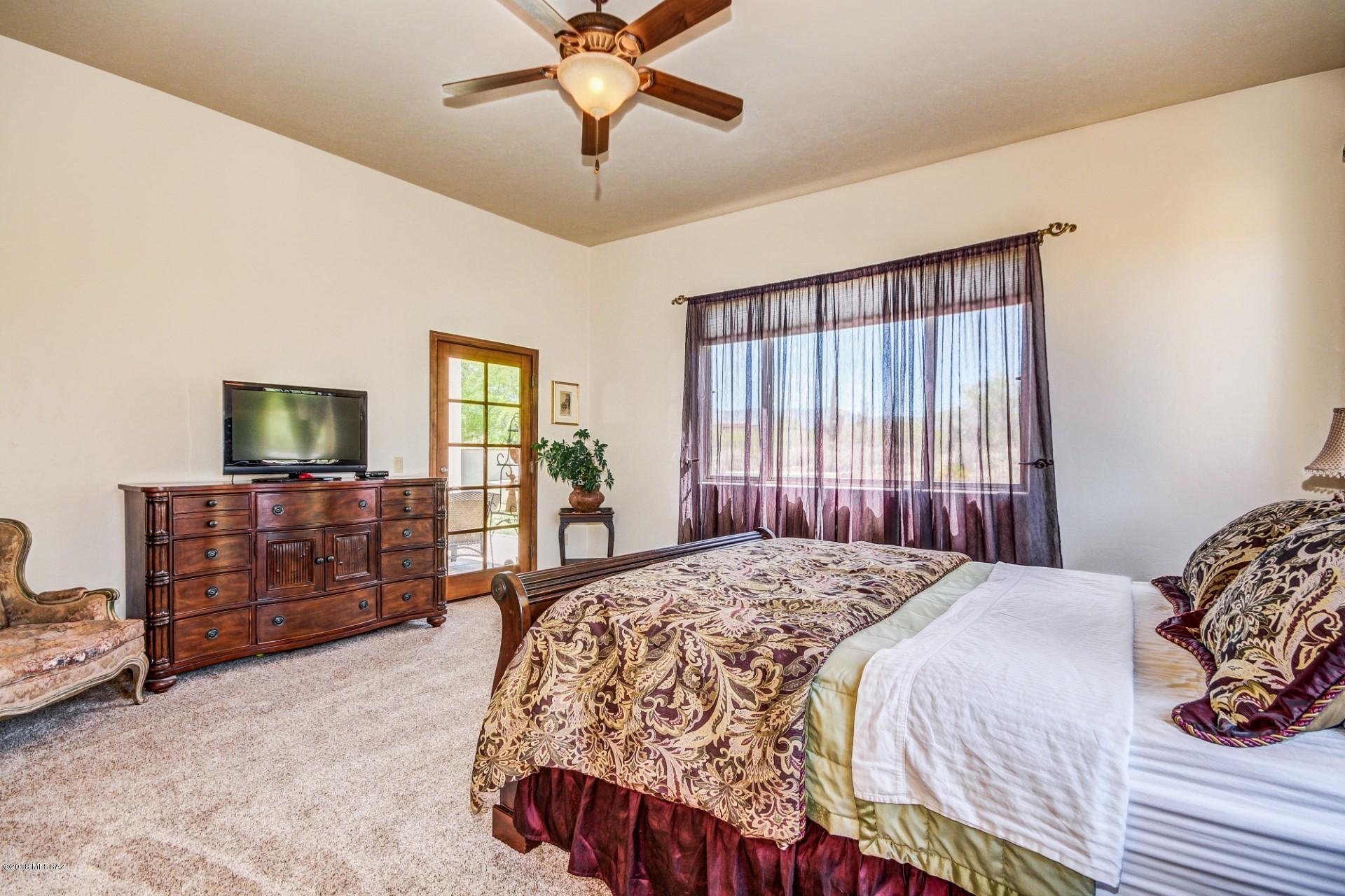 Coyote Creek (1-395) - Residential
