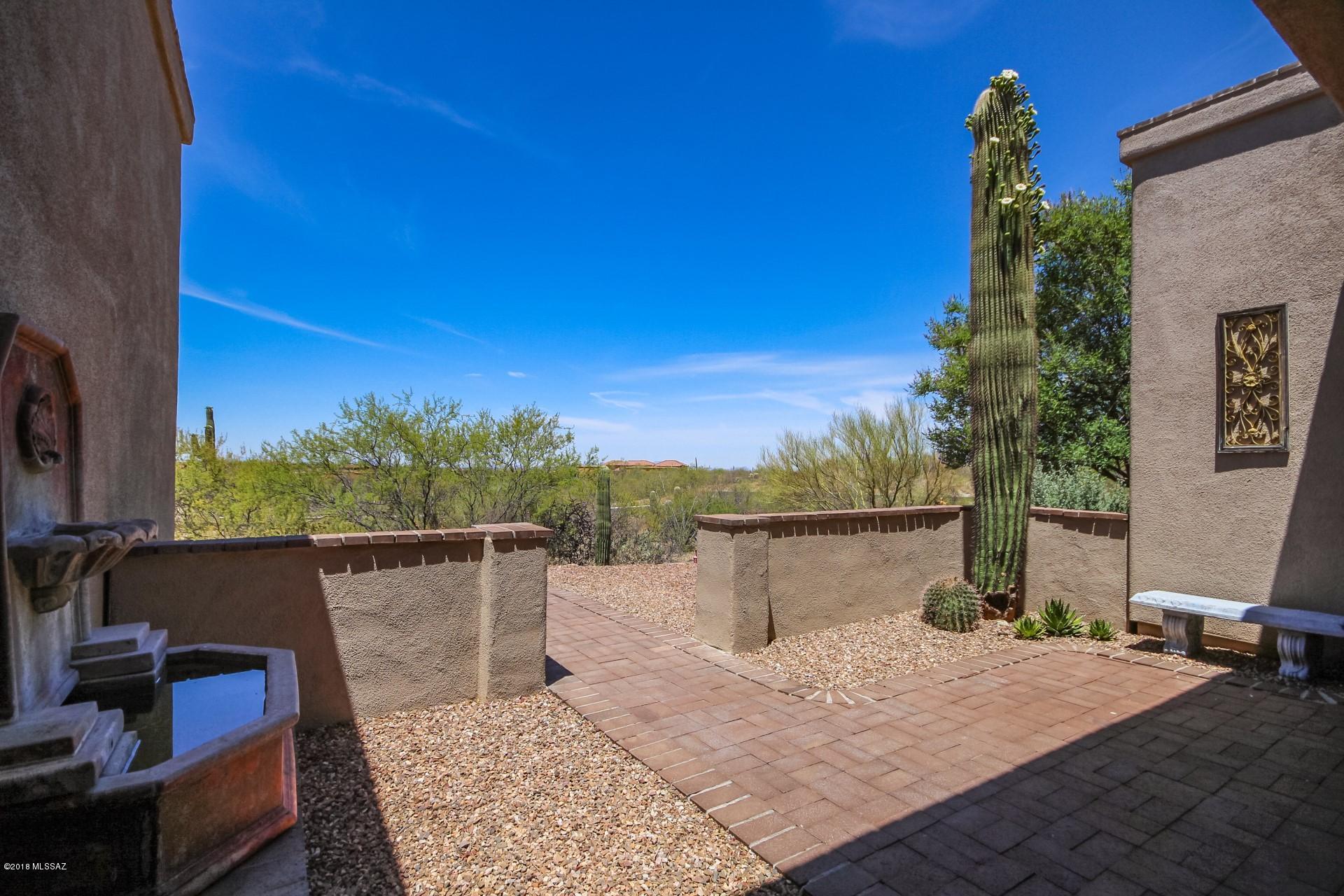 Coyote Creek (1-395) - Residential