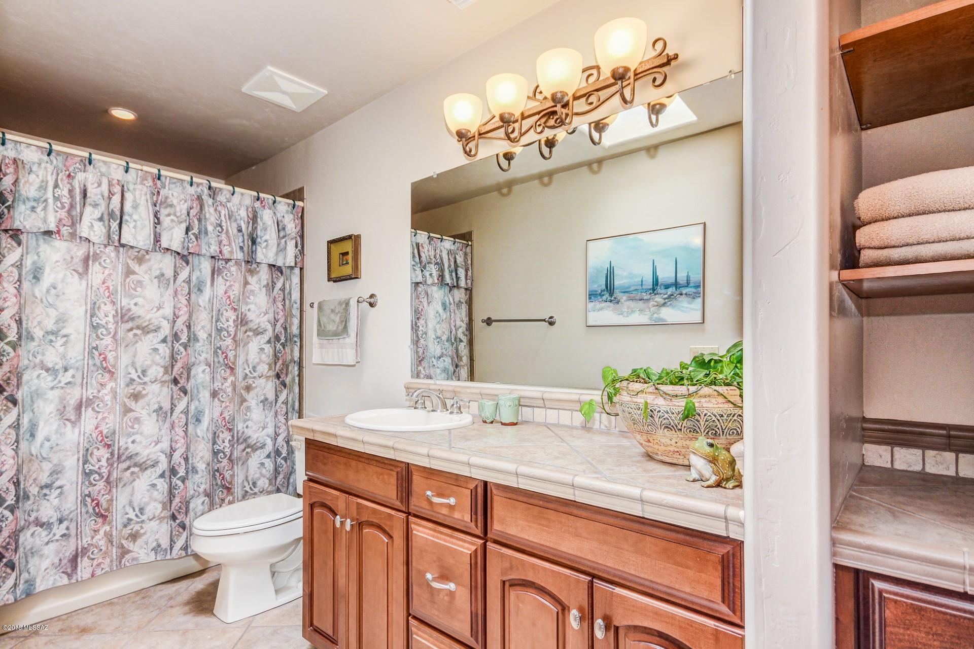 Coyote Creek (1-395) - Residential