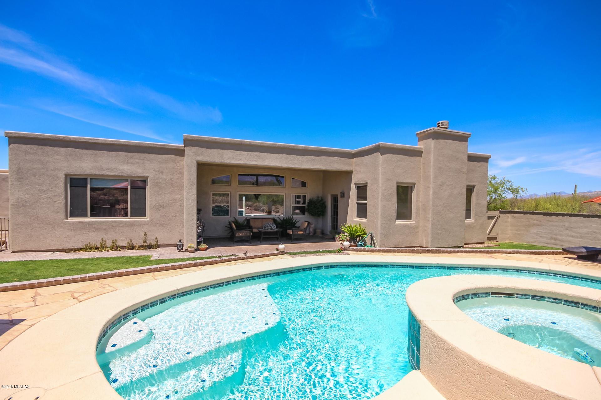 Coyote Creek (1-395) - Residential