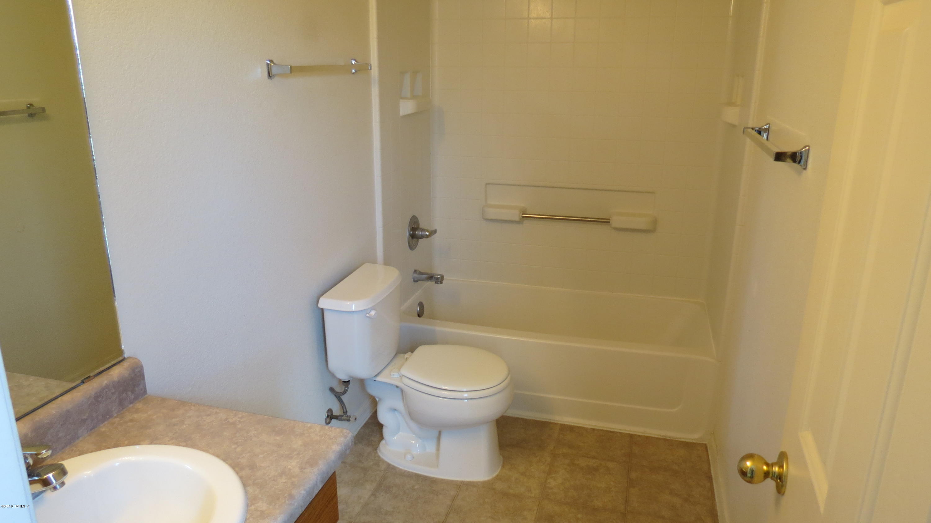 Hartman Vistas-(1-353) - Residential Lease