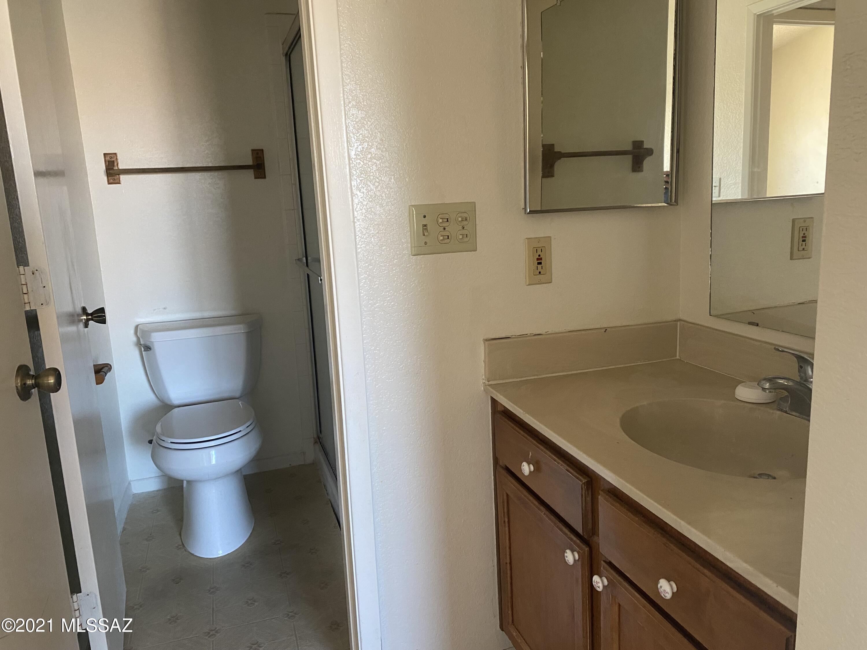 Woodland Place Condominiums (101-152, 201-252) - Residential