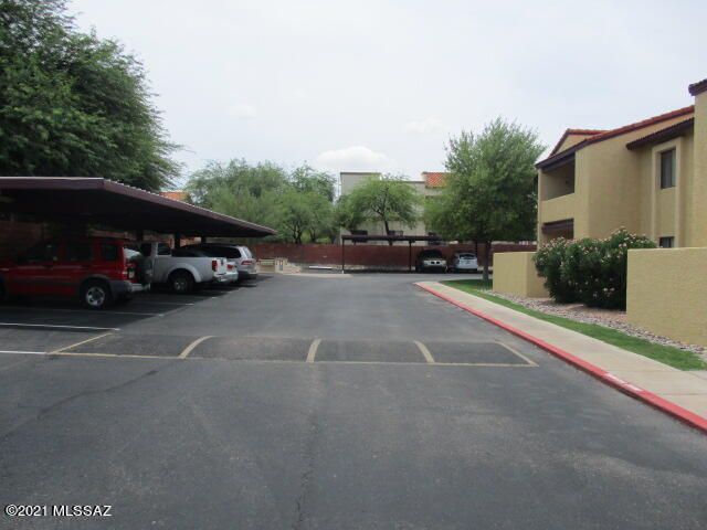 Woodland Place Condominiums (101-152, 201-252) - Residential