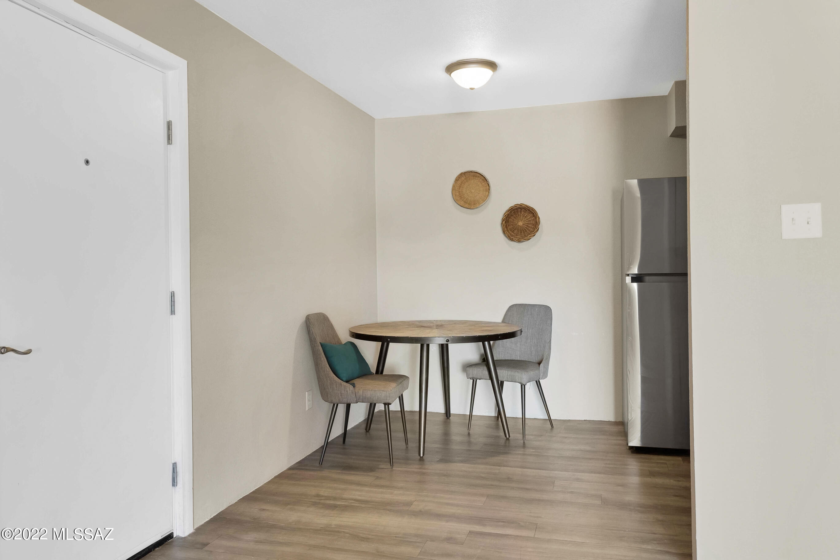 Barcelona Manor Condominiums - Residential