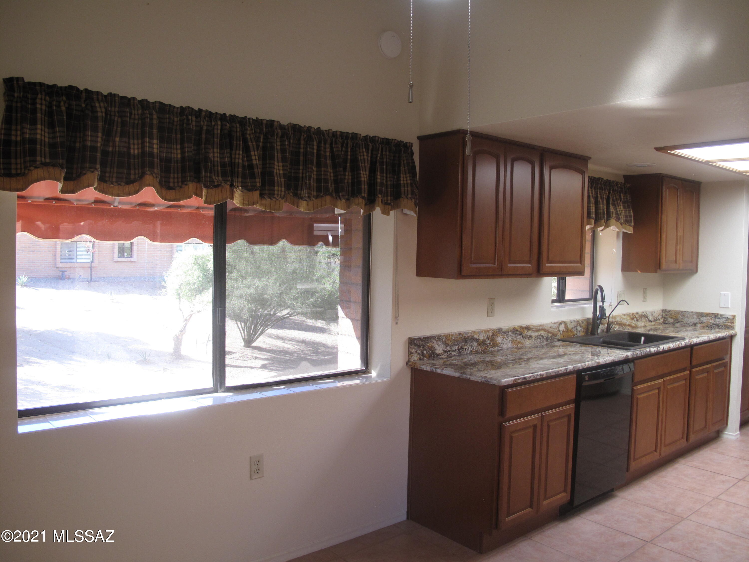 La Cholla Hills(354-439) - Residential