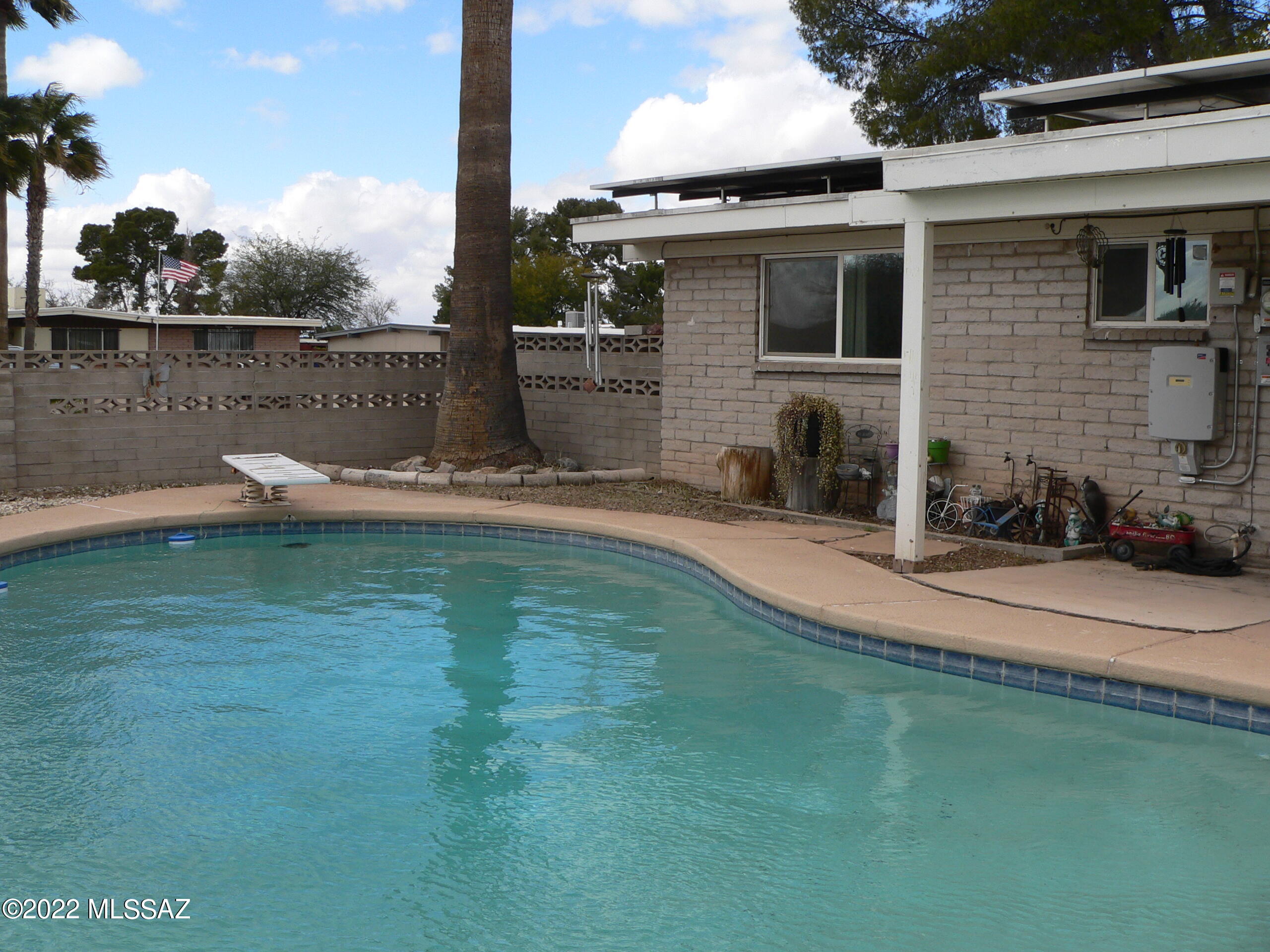 Pine Grove (102-170) - Residential