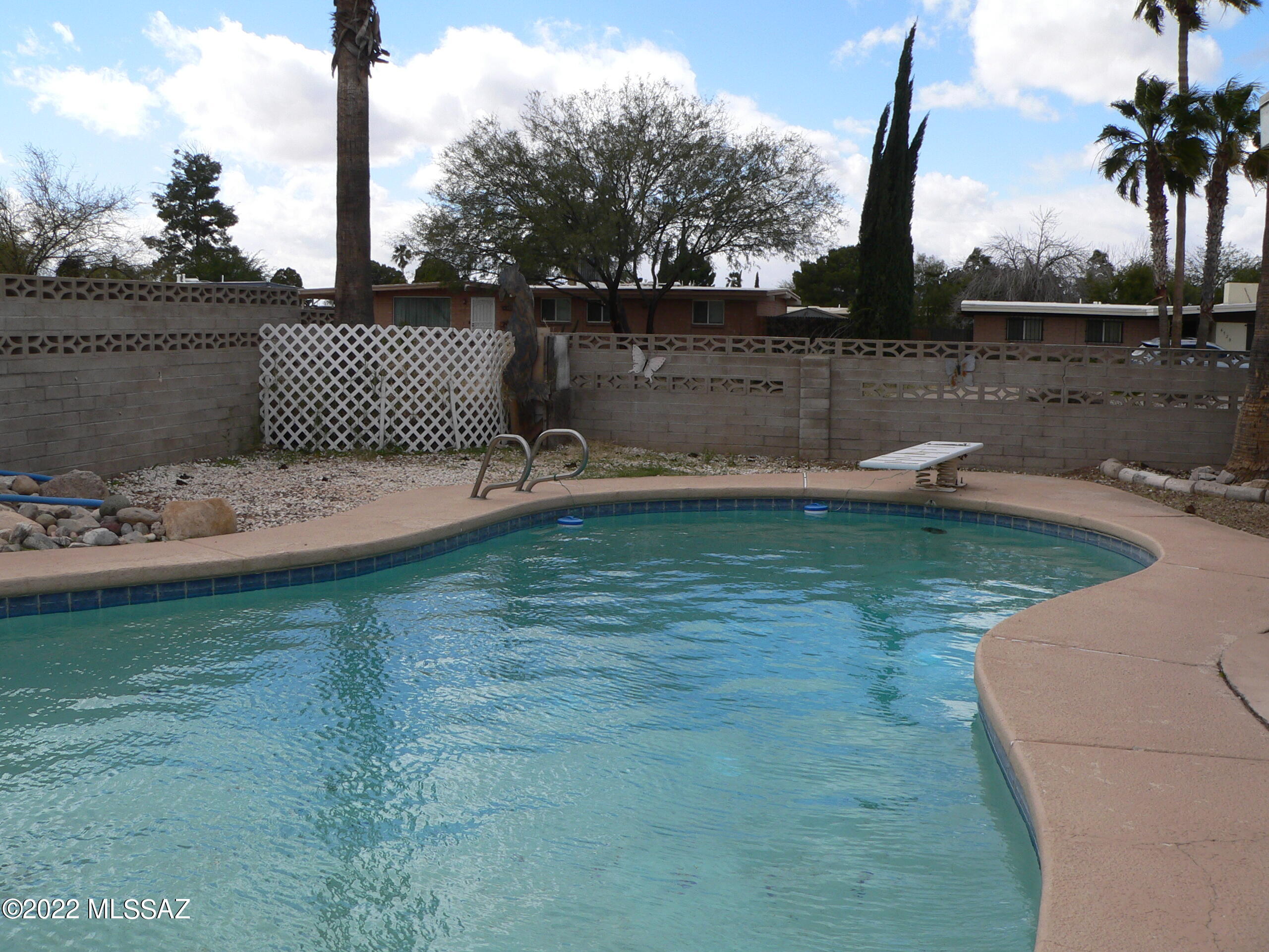 Pine Grove (102-170) - Residential
