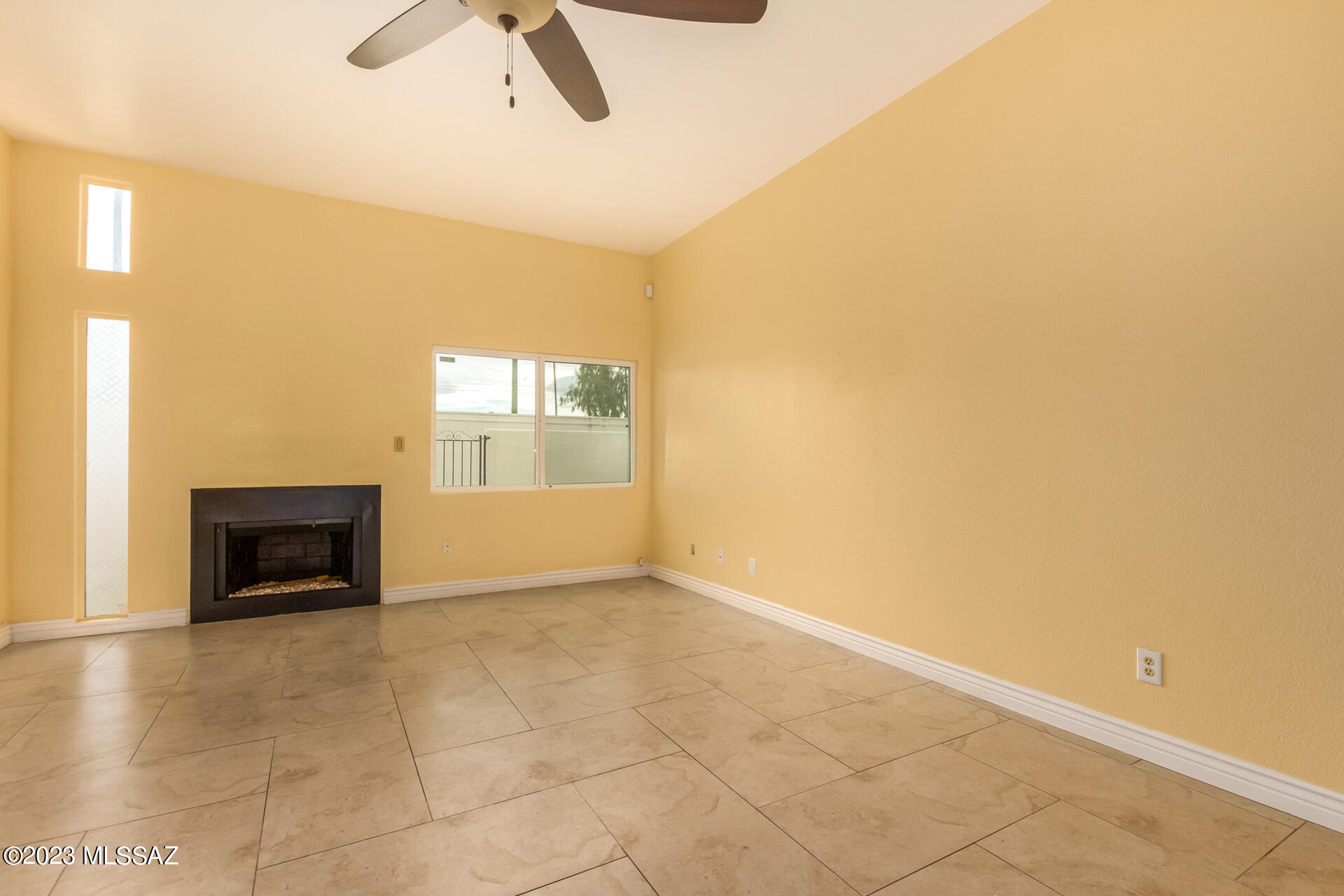 El Dorado Townhomes - Residential