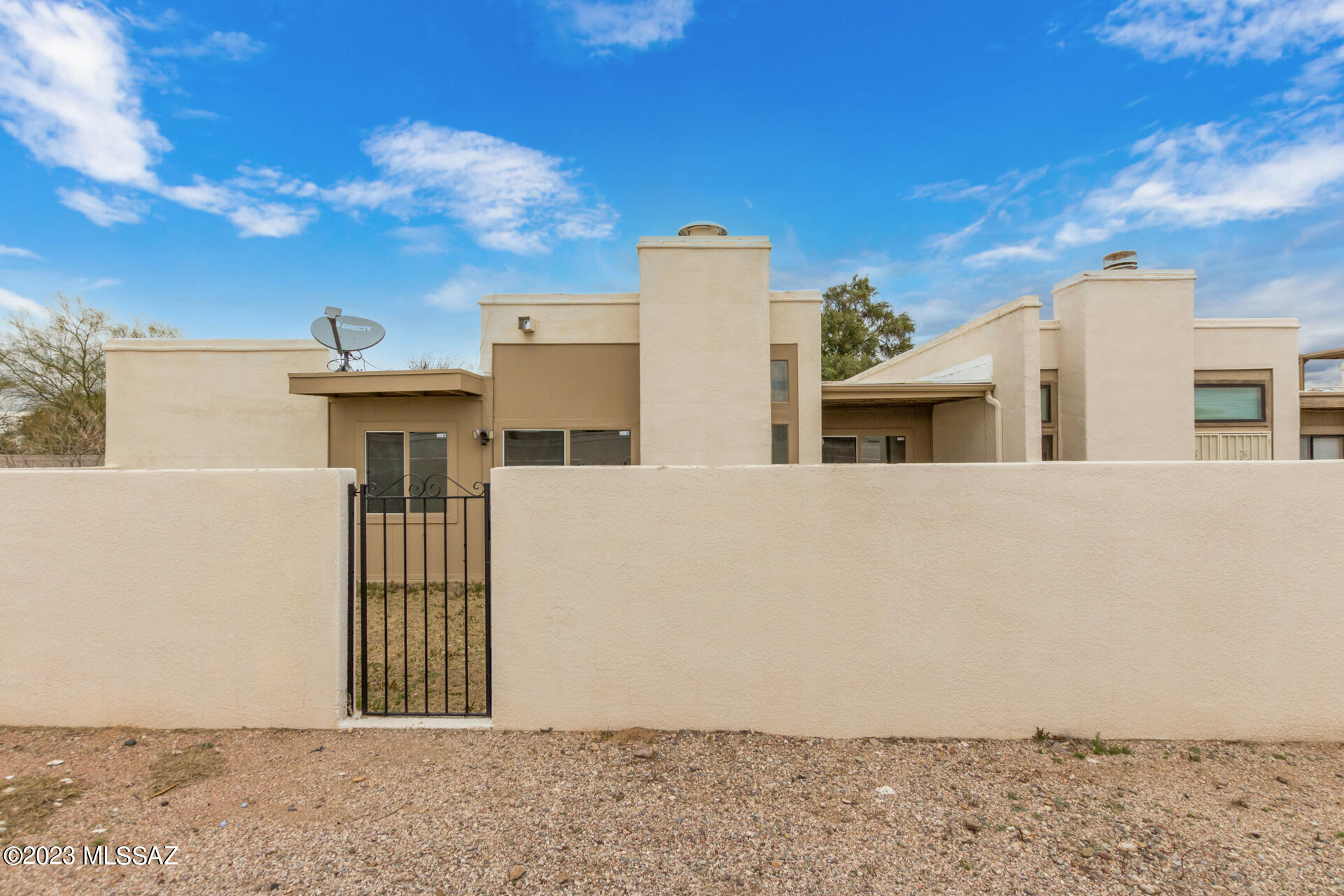 El Dorado Townhomes - Residential
