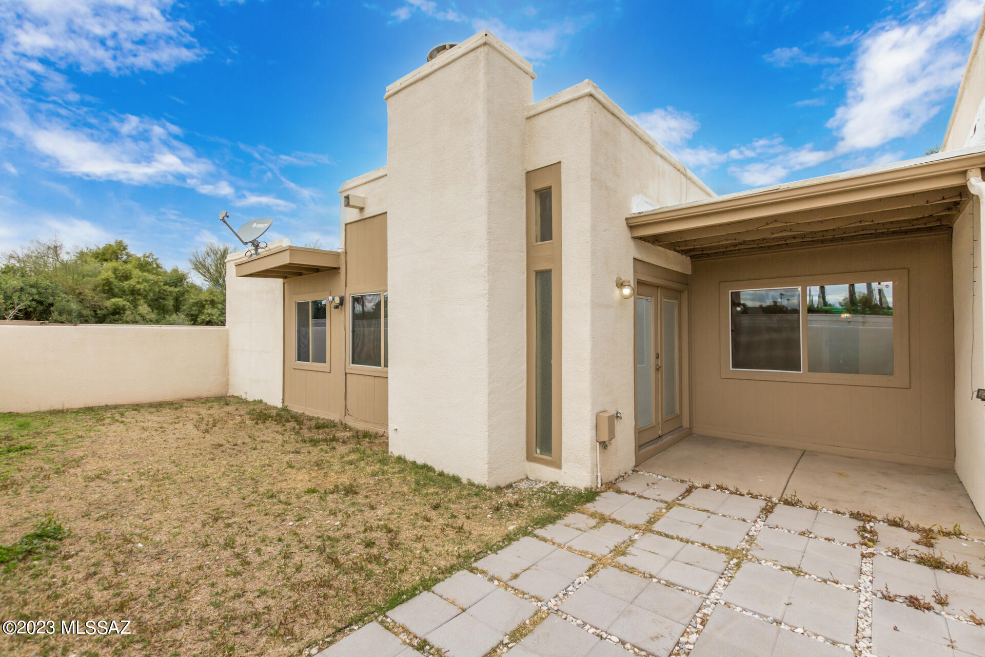 El Dorado Townhomes - Residential
