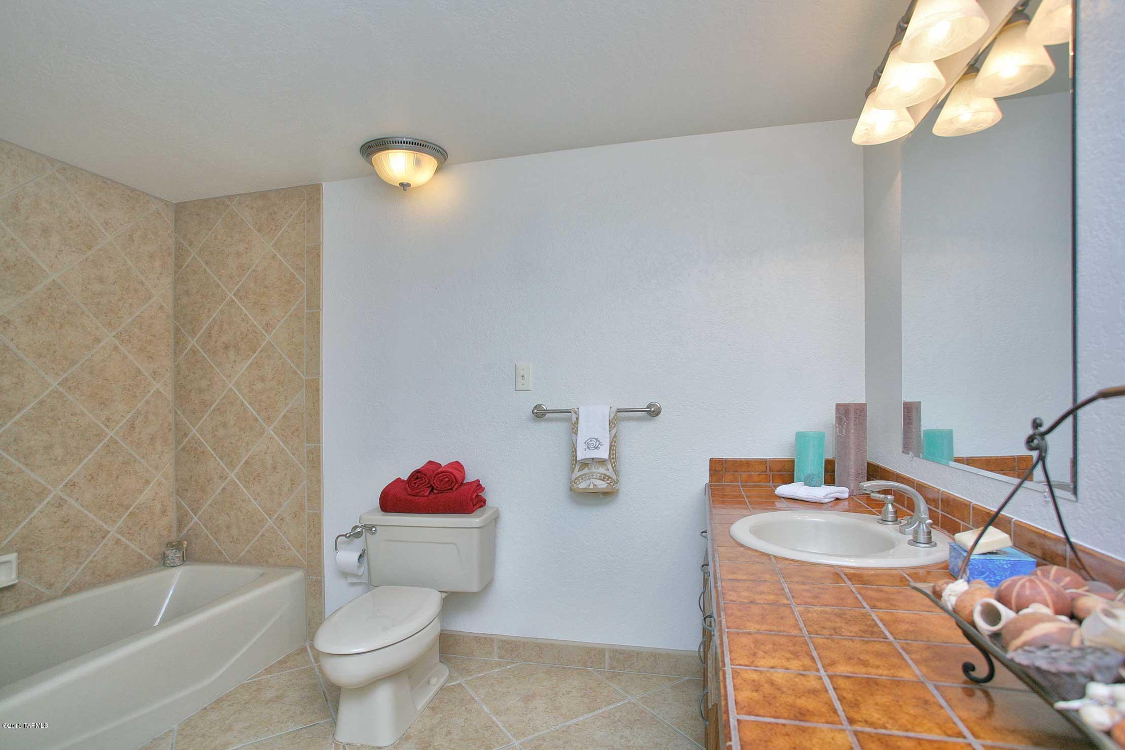 Catalina Foothills Est 8 - Residential