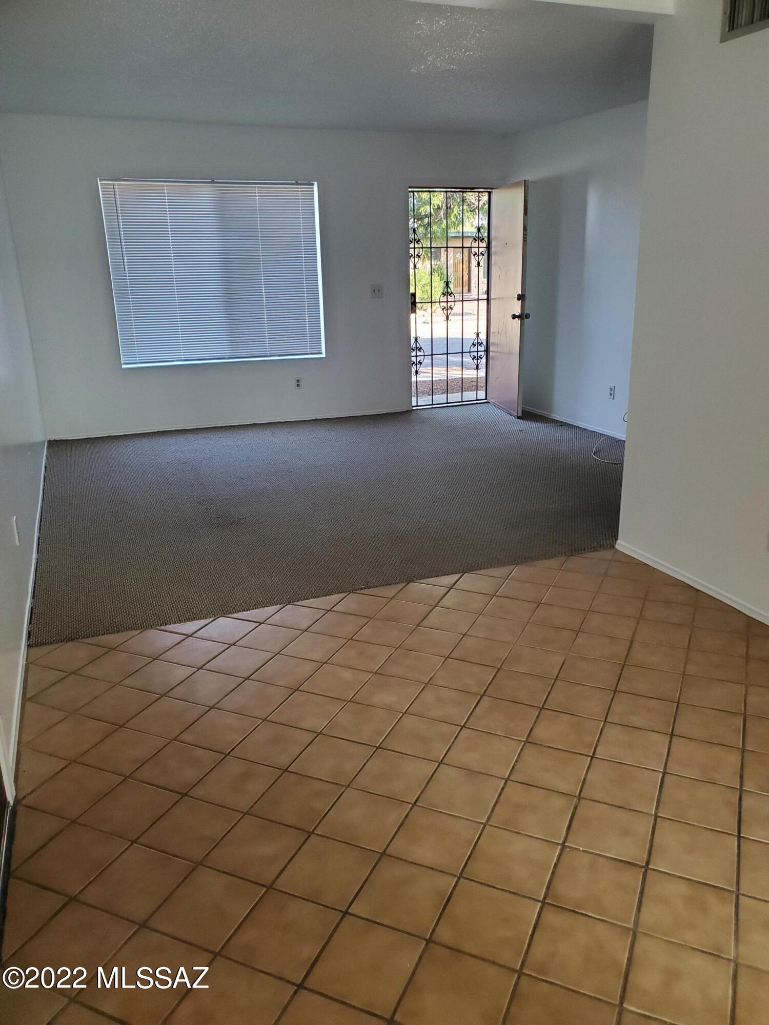 Summit Park Twnhss (1-110) - Residential