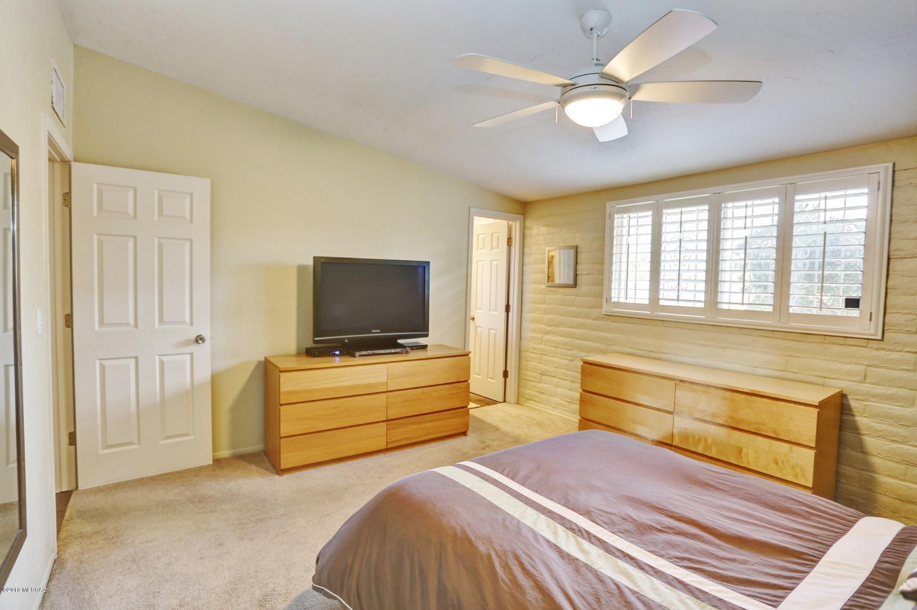 Campbell Ave. Acres - Residential