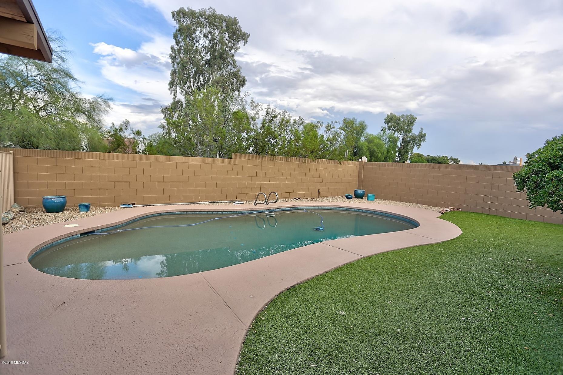 Campbell Ave. Acres - Residential