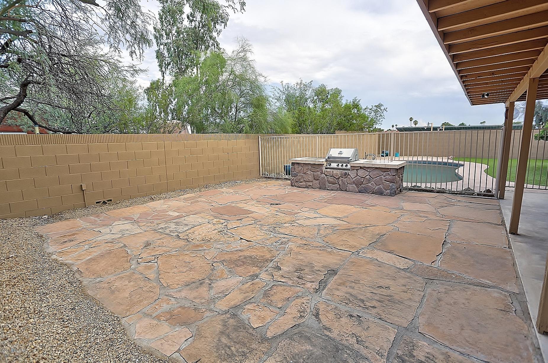 Campbell Ave. Acres - Residential