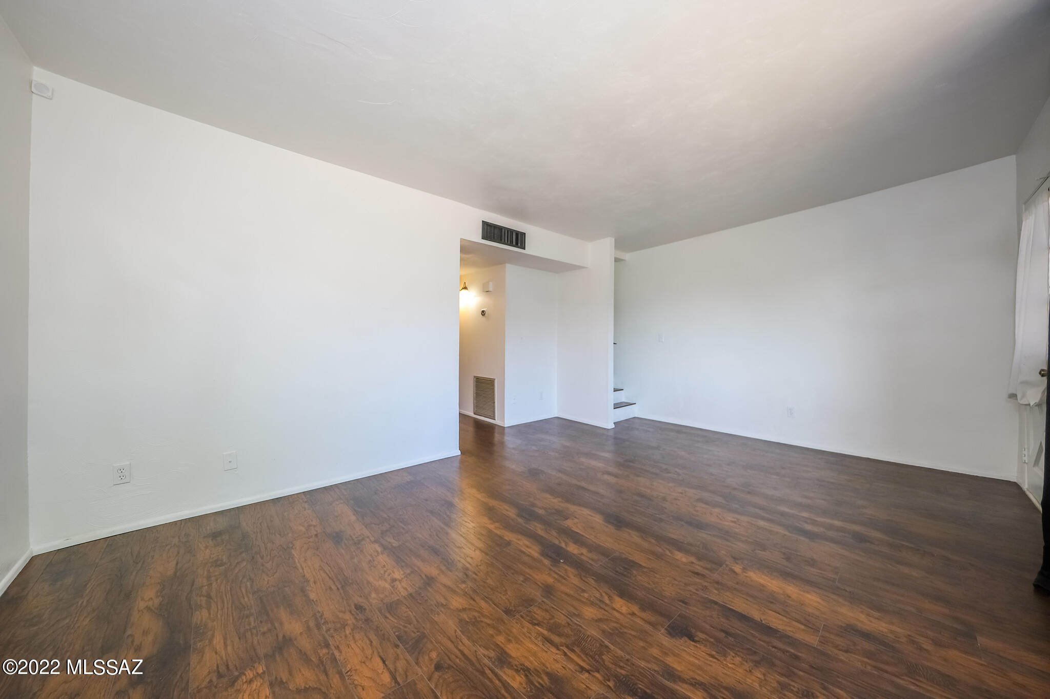 Eastern Hills Townhouses (1-25) - Residential