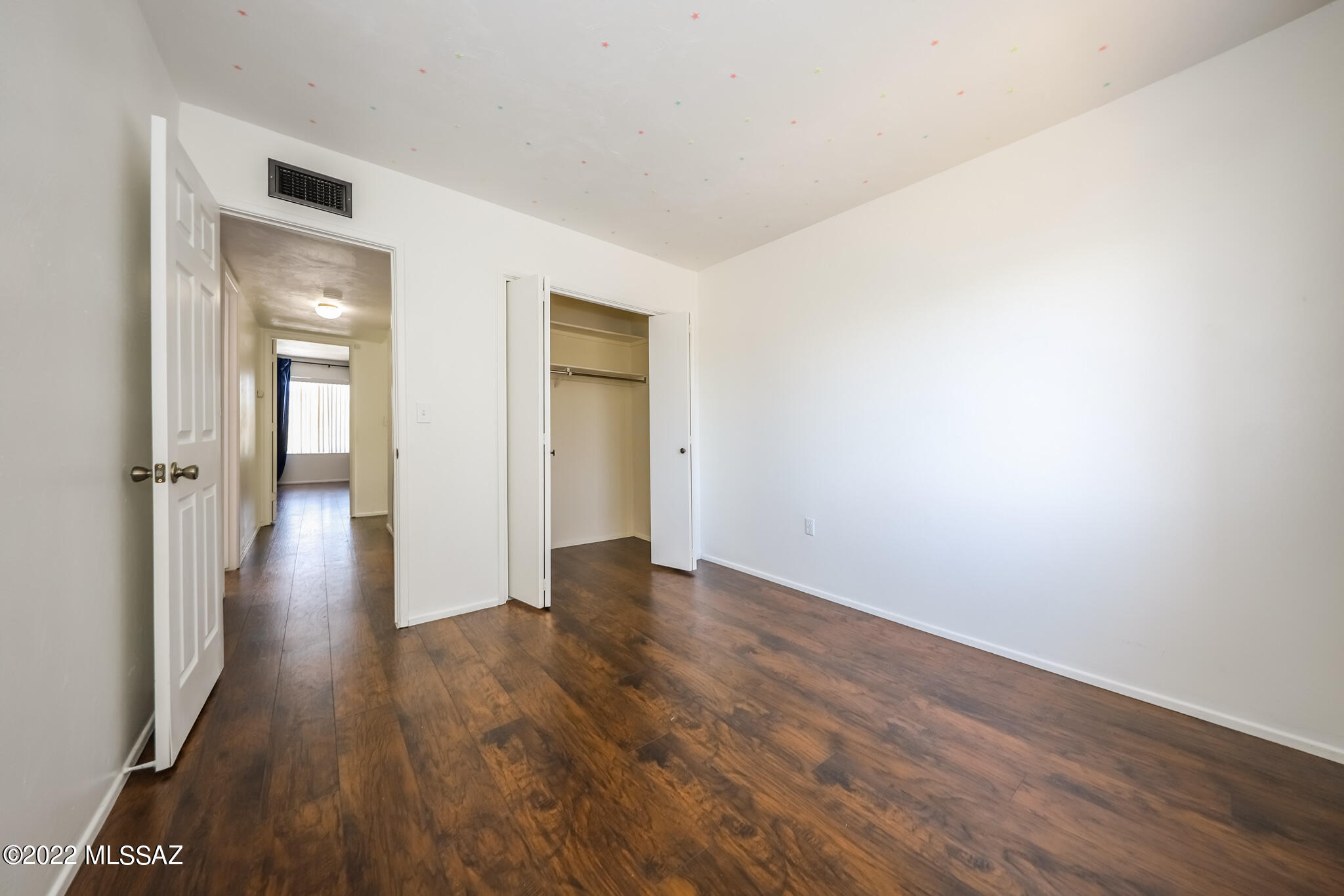 Eastern Hills Townhouses (1-25) - Residential