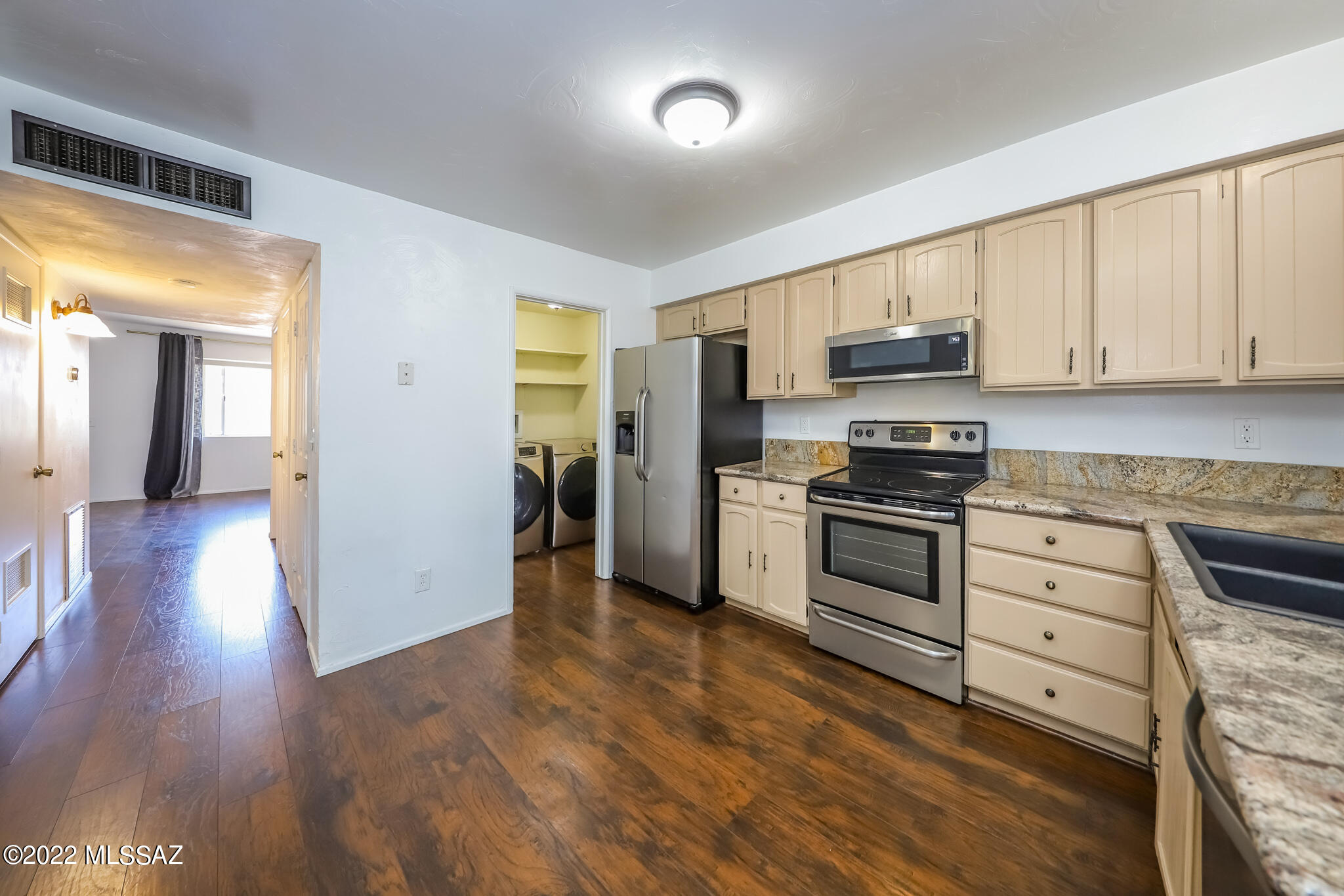 Eastern Hills Townhouses (1-25) - Residential