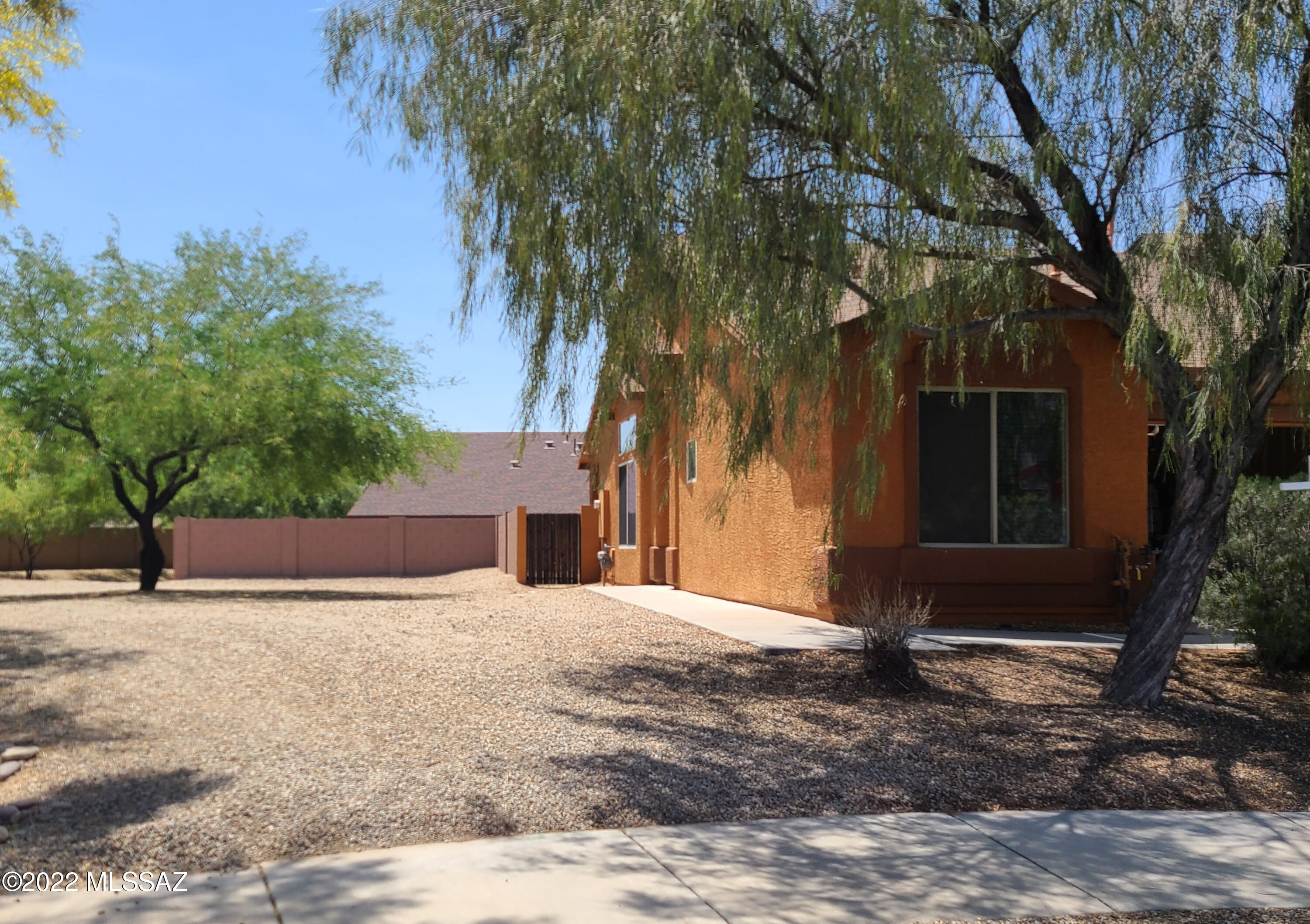 Tres Pueblos - Residential