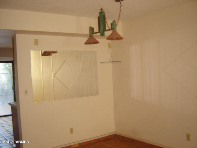 Euclid Point Condos (1-25) - Residential Lease