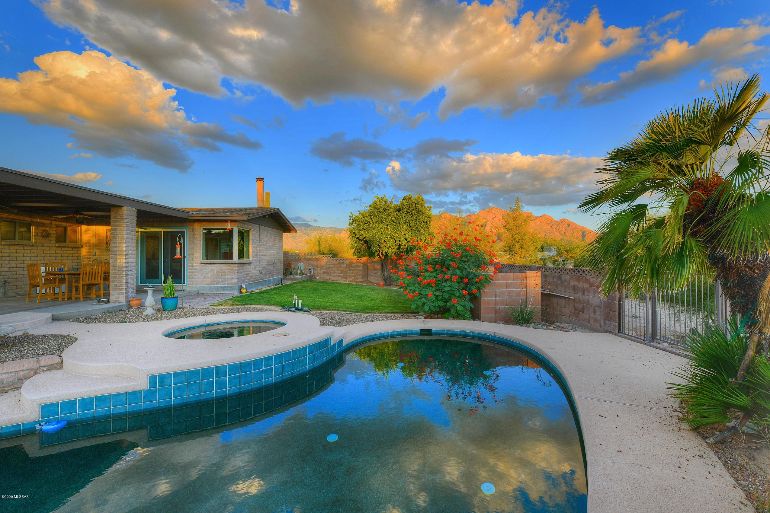 Rancho Feliz (442-647) - Residential