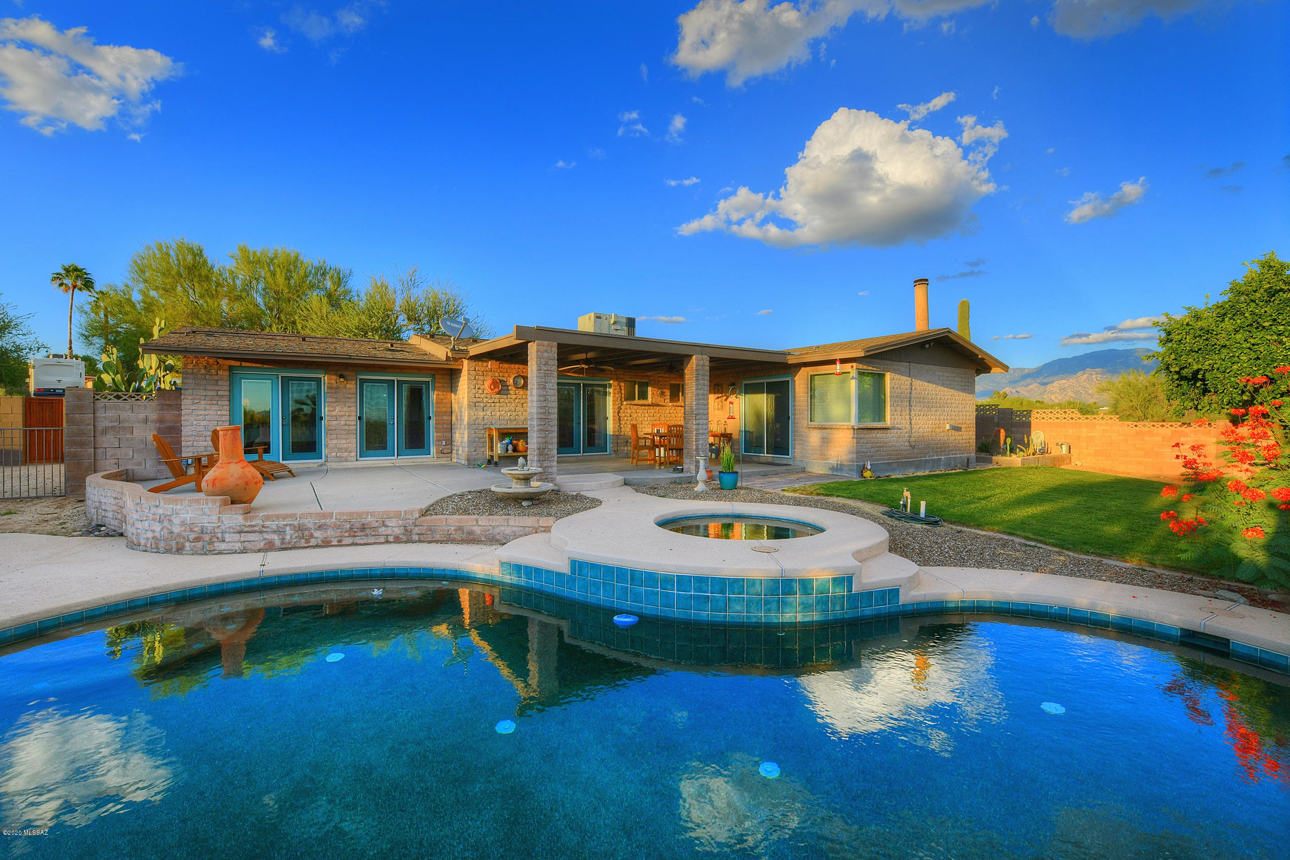 Rancho Feliz (442-647) - Residential