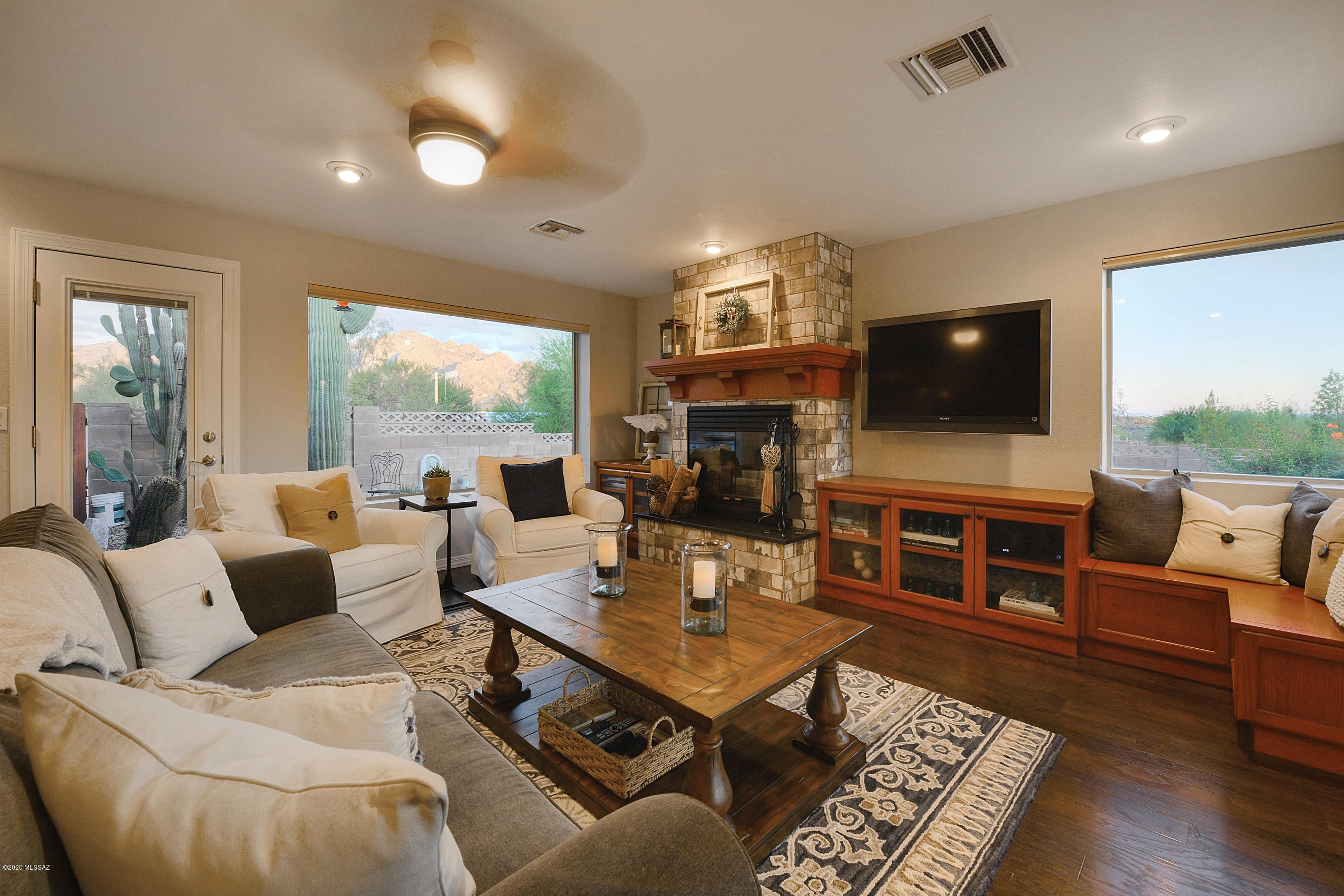 Rancho Feliz (442-647) - Residential