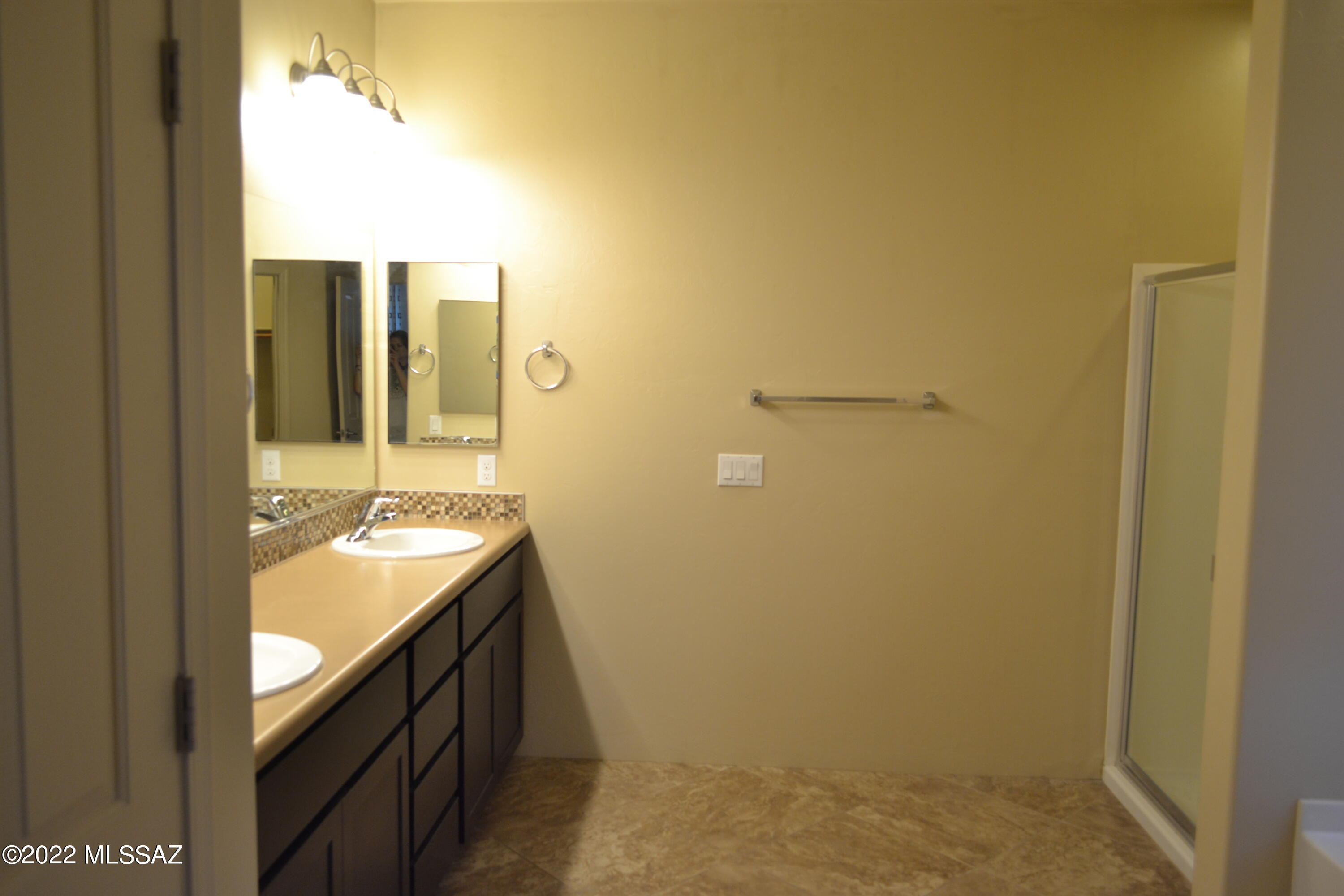 Miramonte At Glenn SQ20133580243 - Residential Lease
