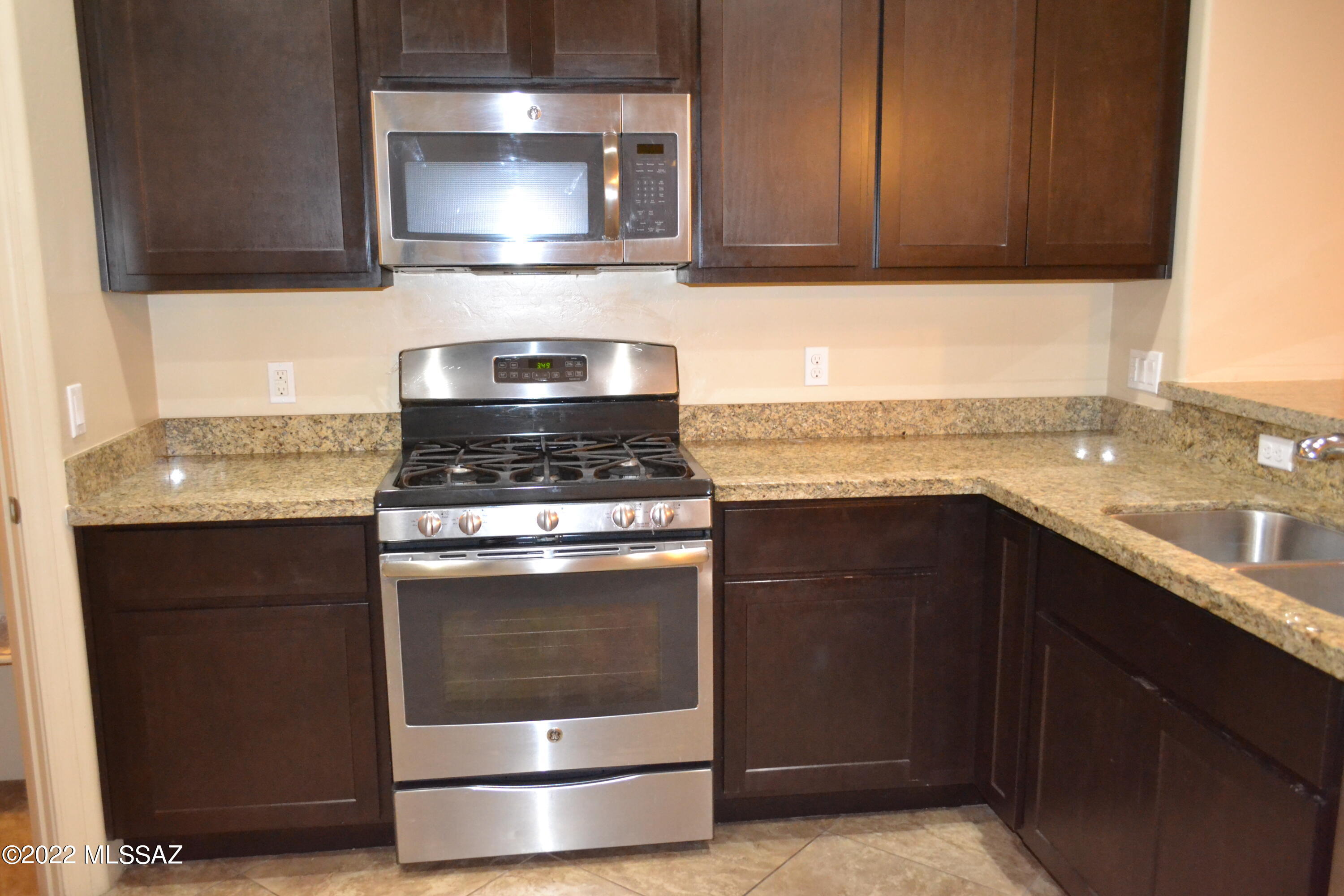 Miramonte At Glenn SQ20133580243 - Residential Lease
