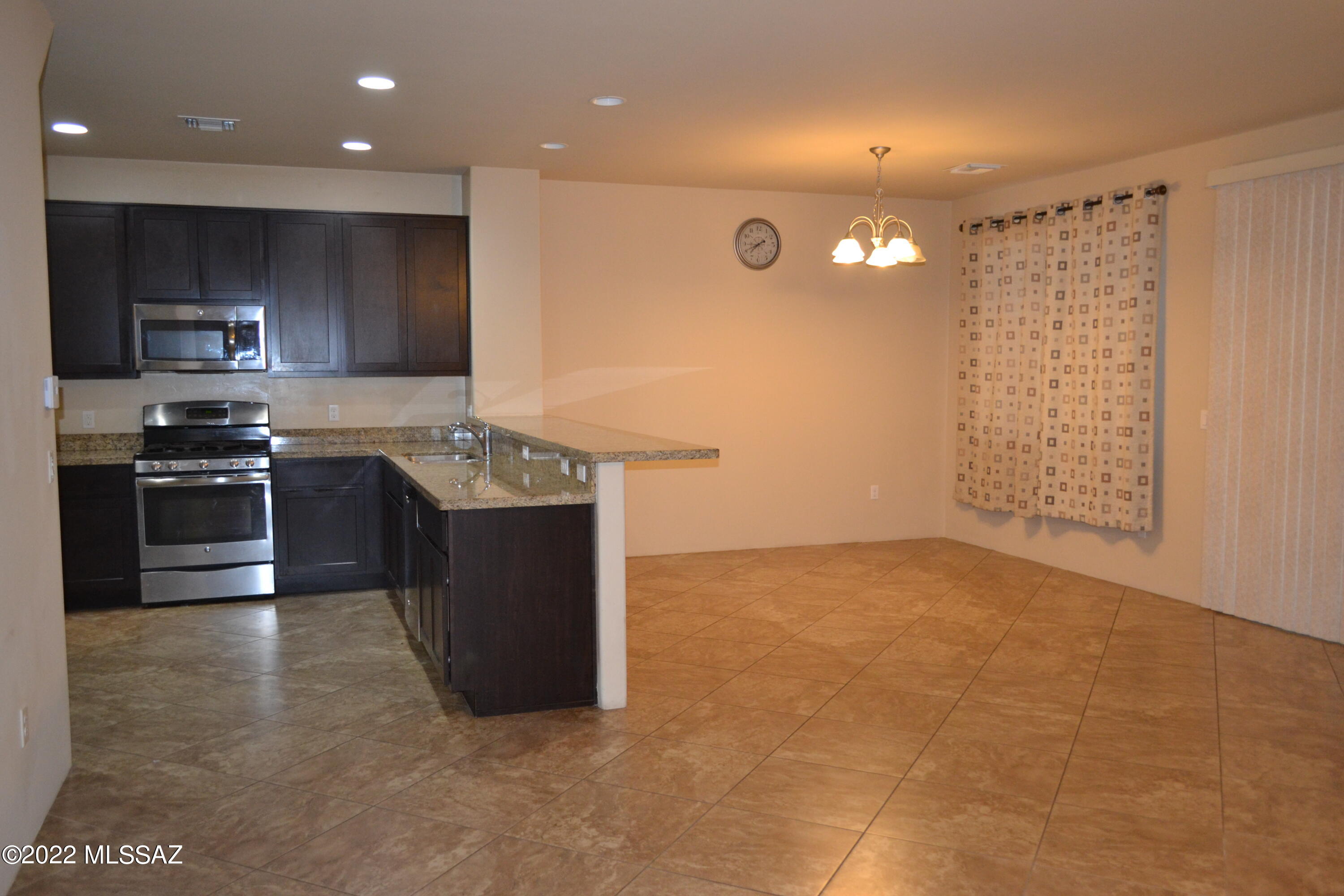 Miramonte At Glenn SQ20133580243 - Residential Lease