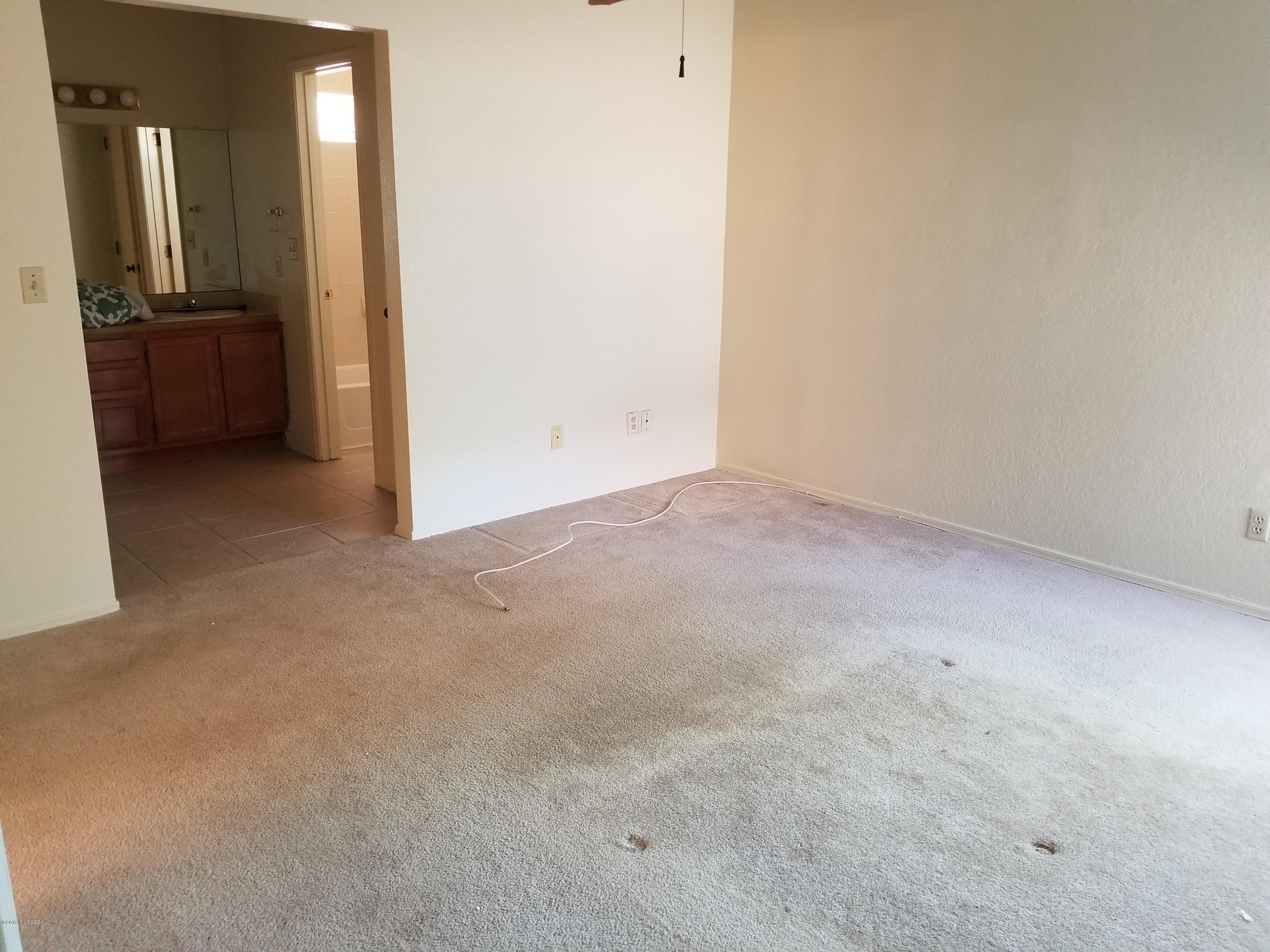 Rancho Tranquilo Este (1-60) - Residential Lease