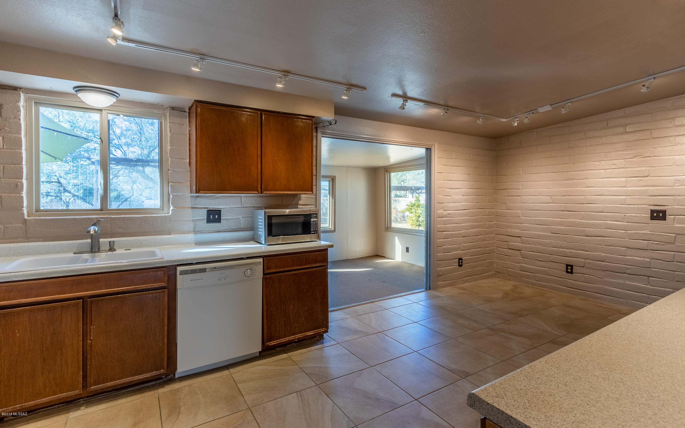 Cloverleaf Addition - Residential