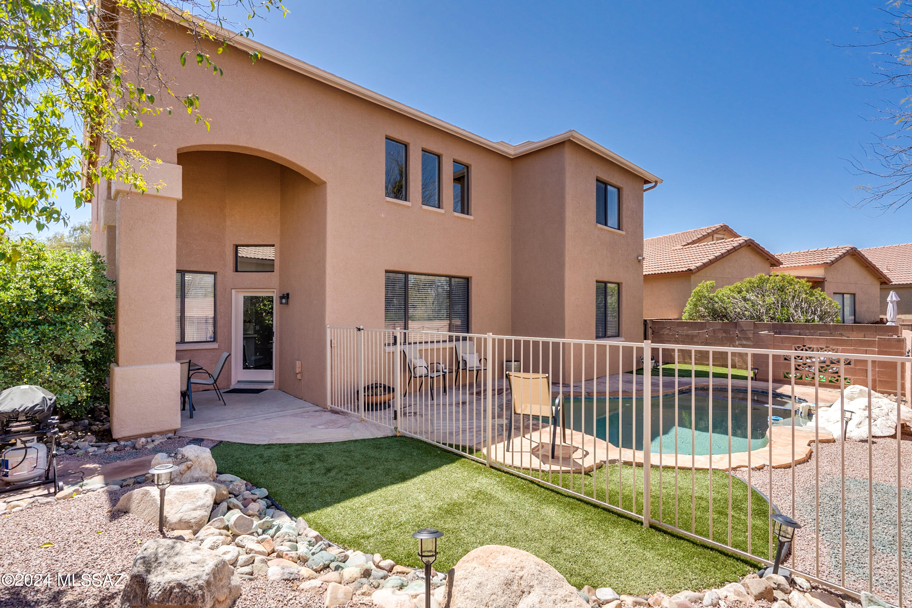 Catalina Point (1-32) - Residential