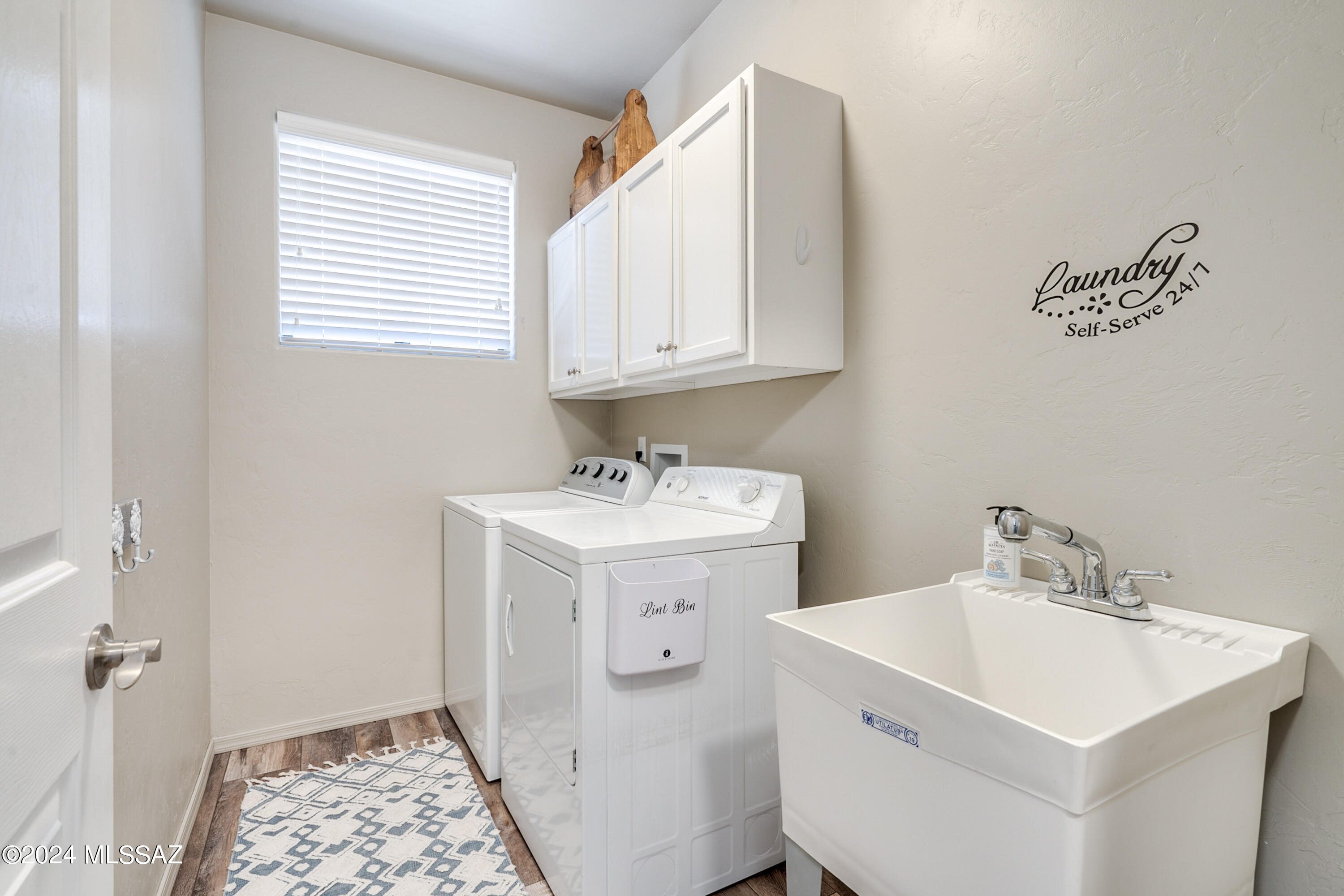 Catalina Point (1-32) - Residential