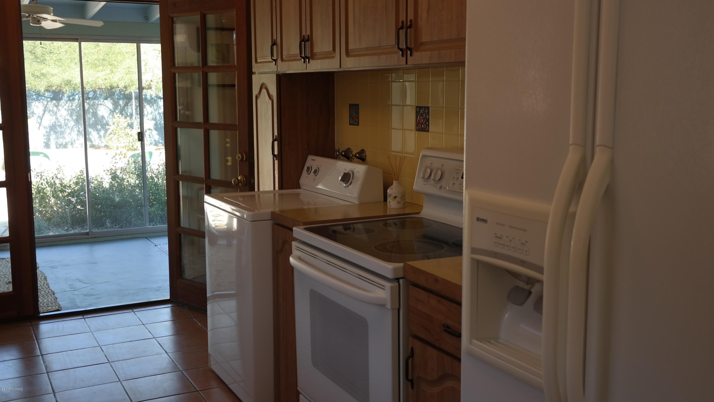 Broadway Manor - Residential