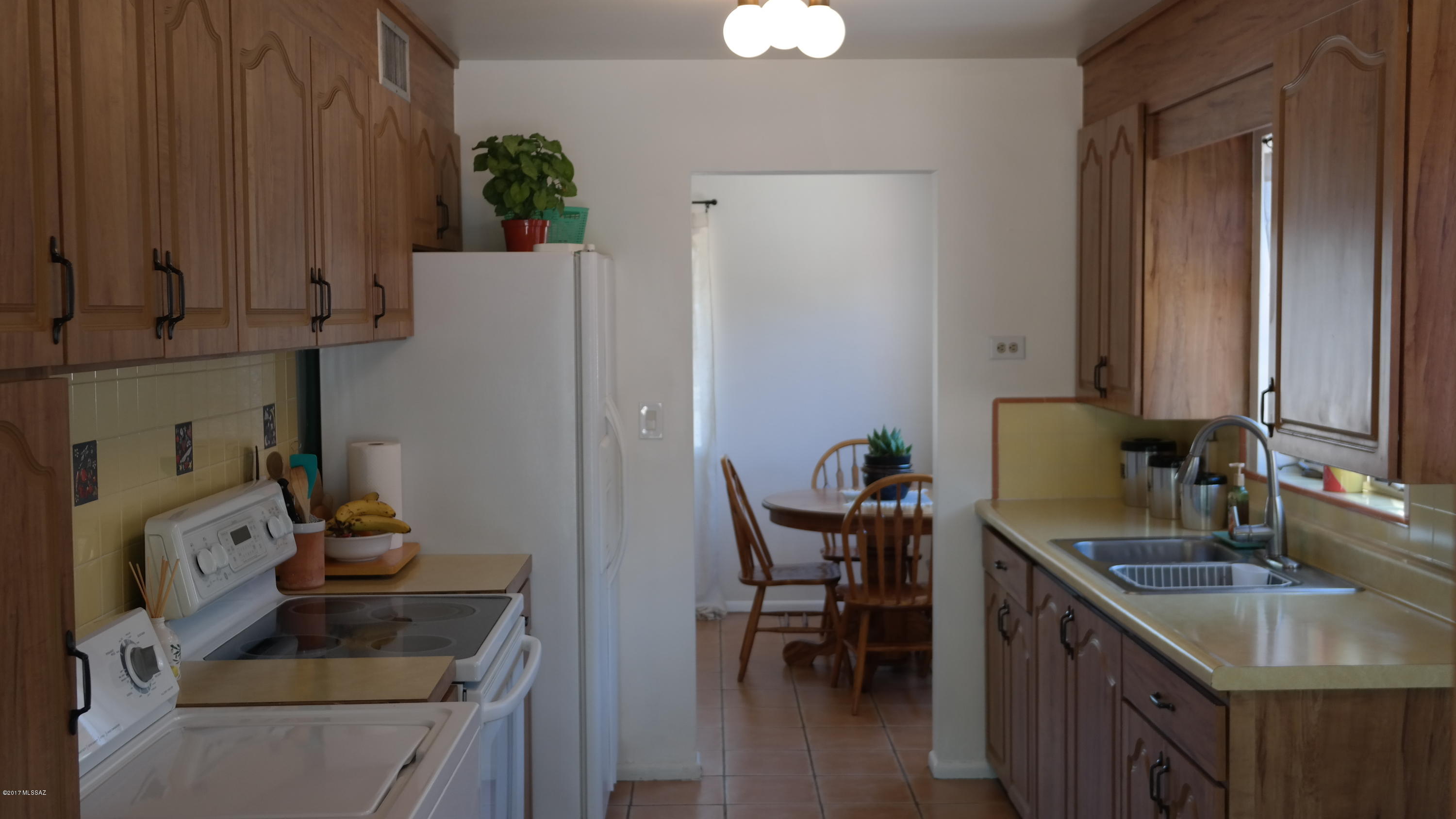 Broadway Manor - Residential