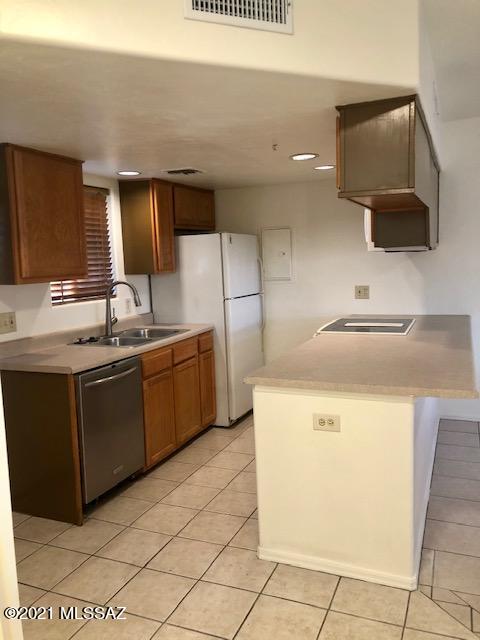 Hidden Glenn Condominiums - Residential Lease
