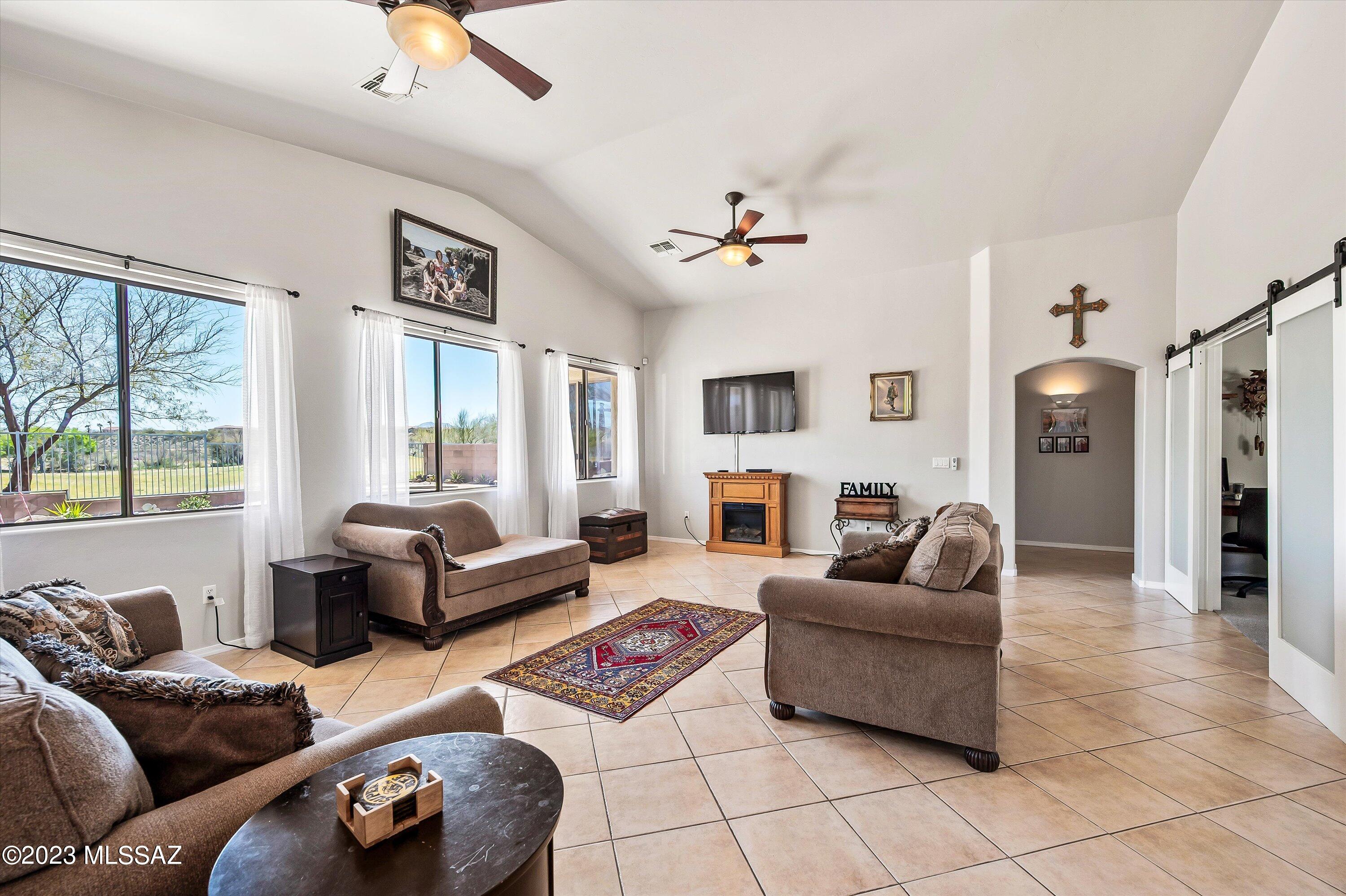 Rancho Del Lago (101-206) - Residential