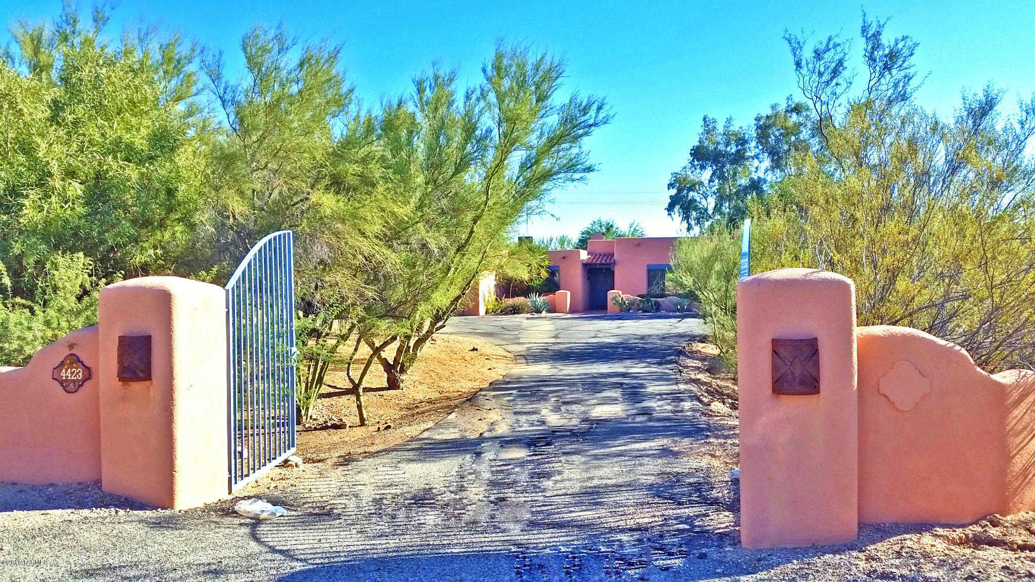 Las Lomas De Catalina (1-36) - Residential Lease