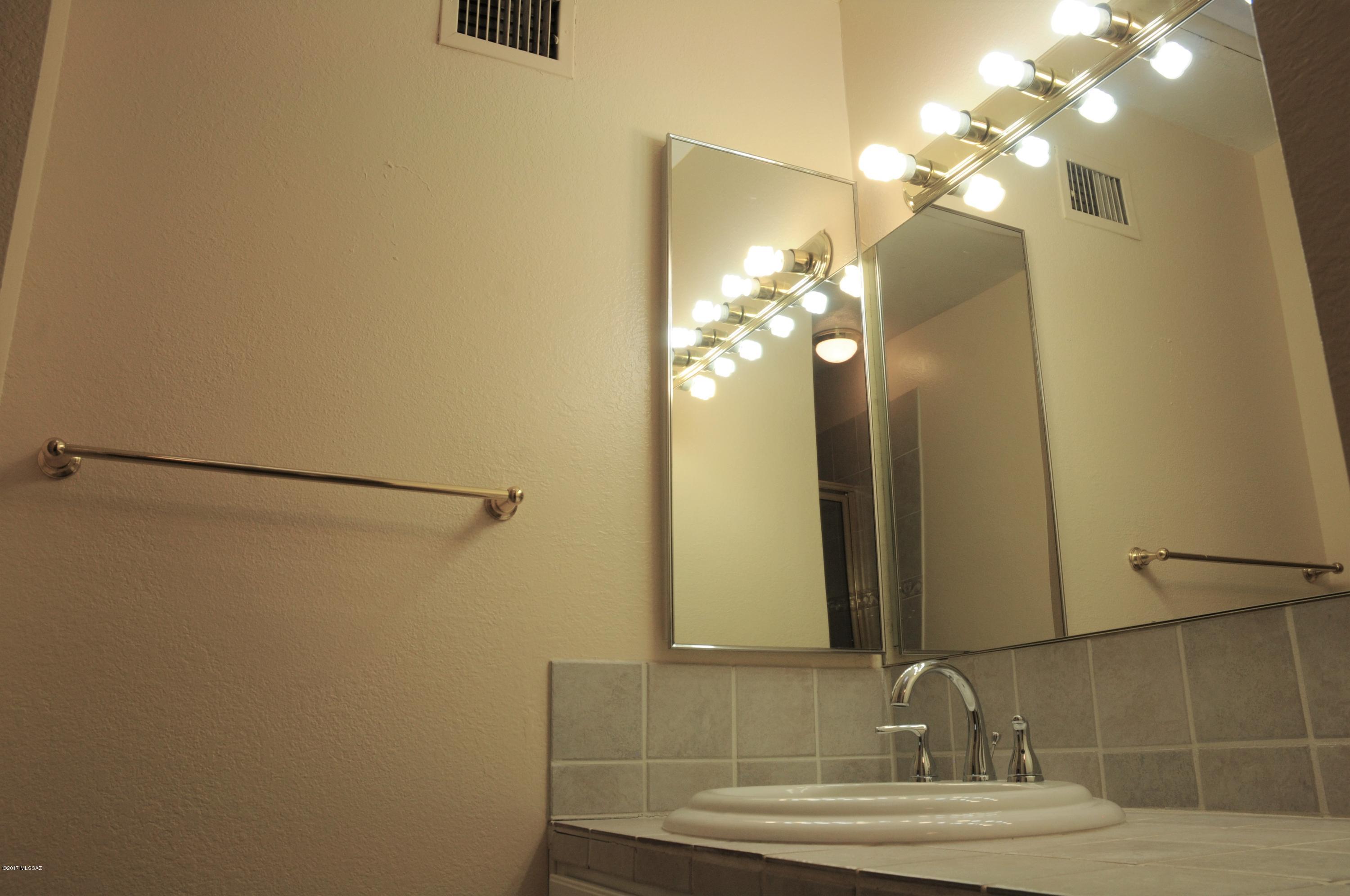 Pantano Townhomes (1-118) - Residential