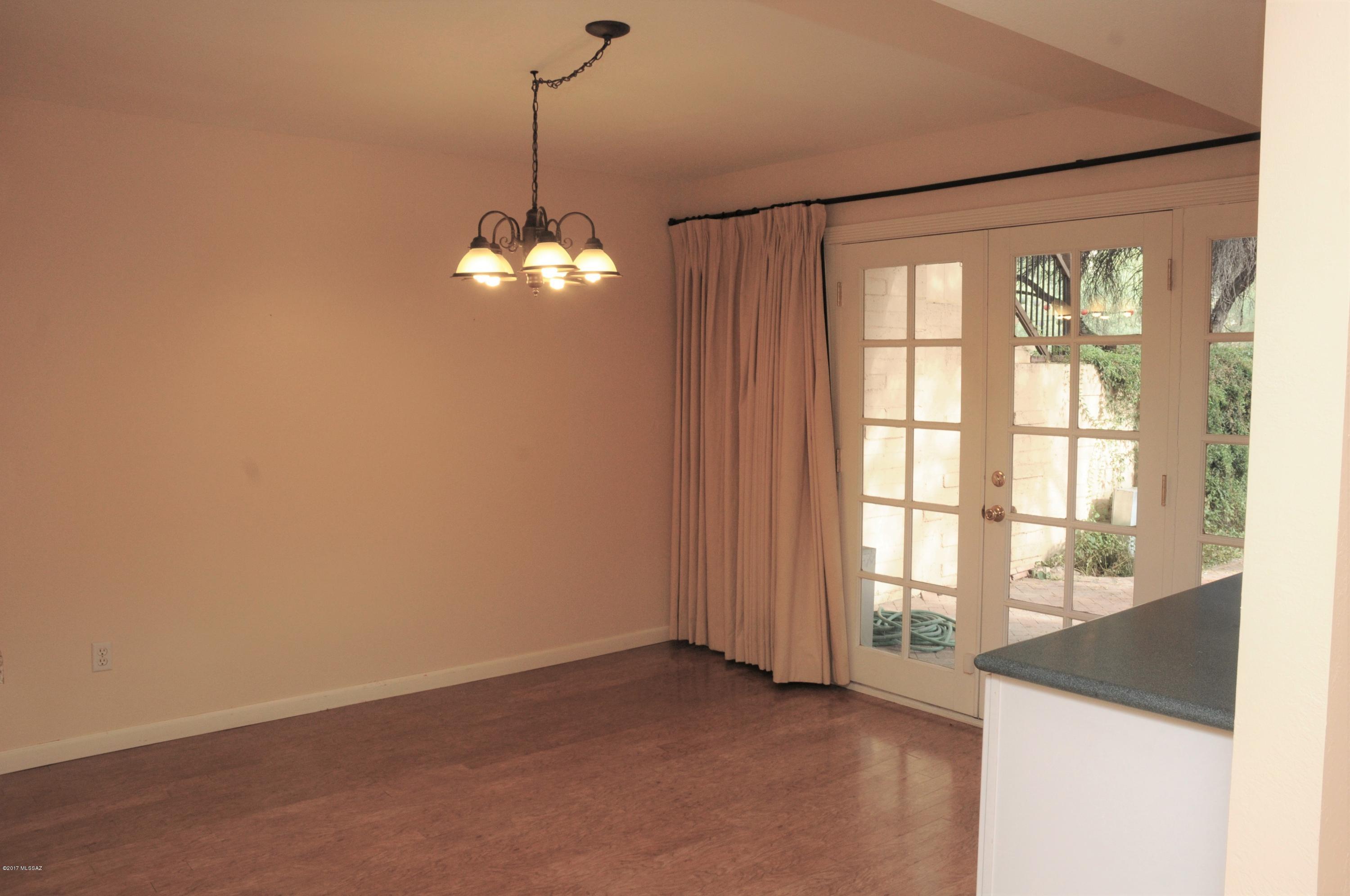 Pantano Townhomes (1-118) - Residential