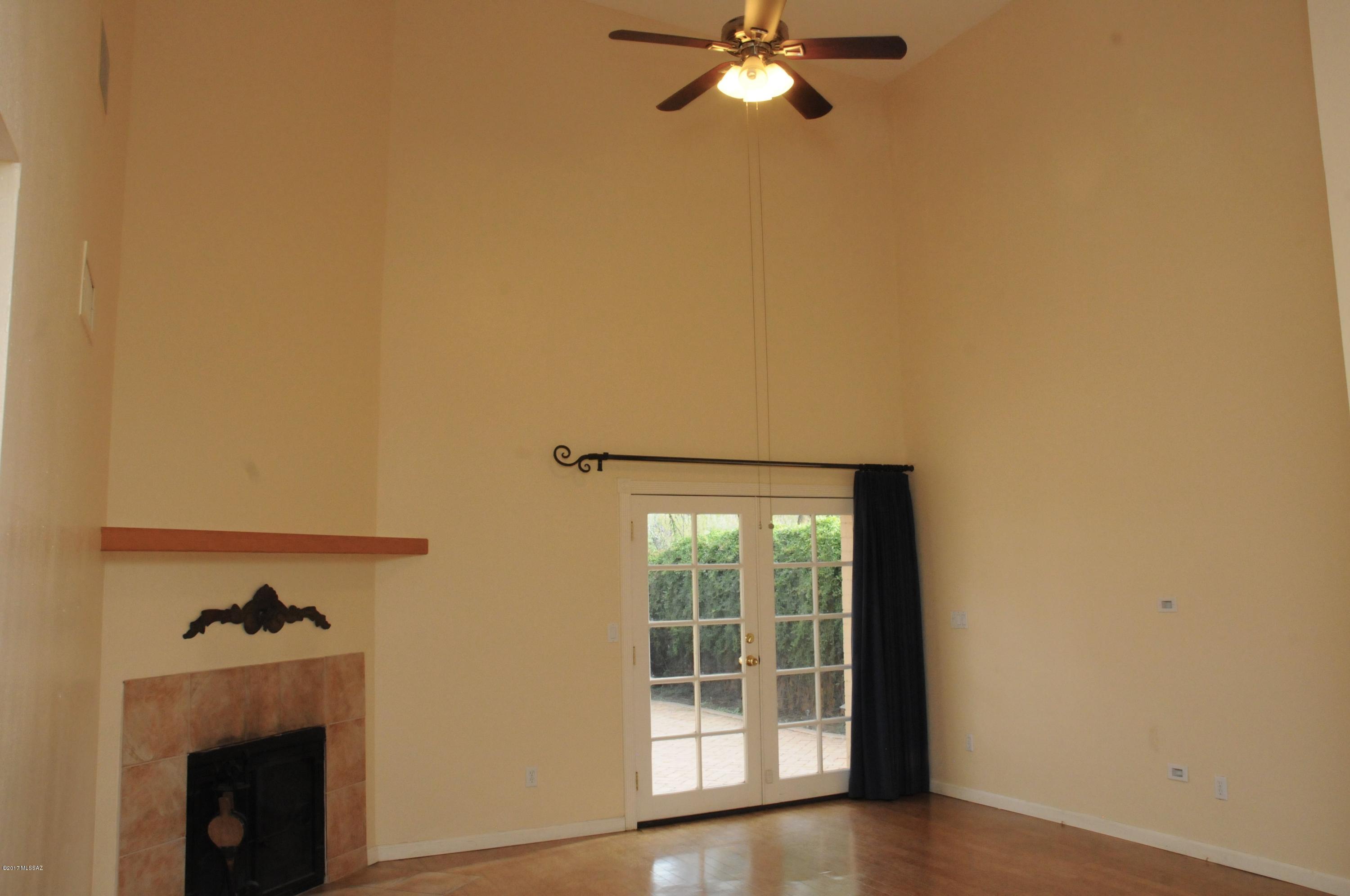 Pantano Townhomes (1-118) - Residential